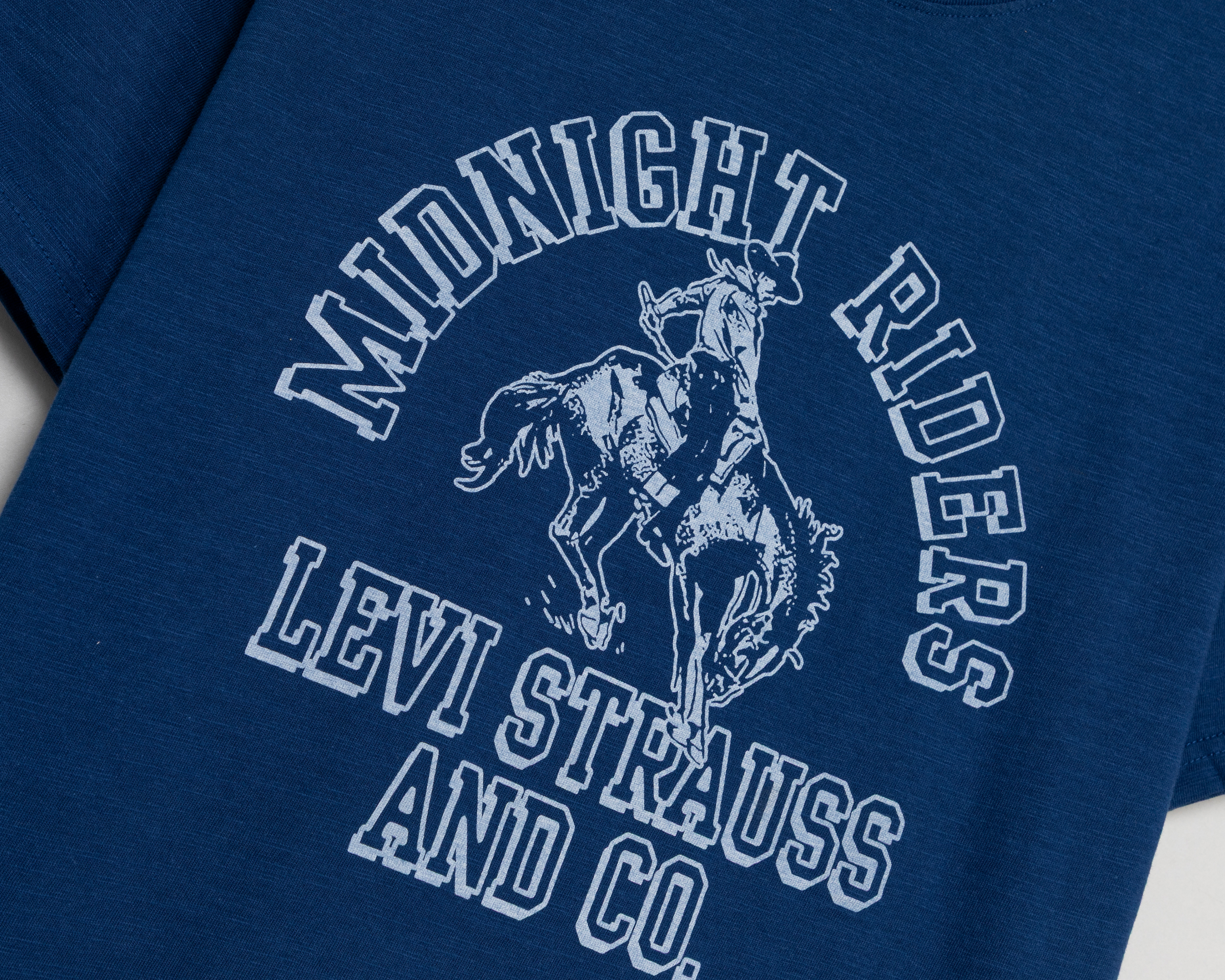 Foto 4 pulgar | Foto 3 | Playera de Cuello Redondo Azul Levi's para Hombre