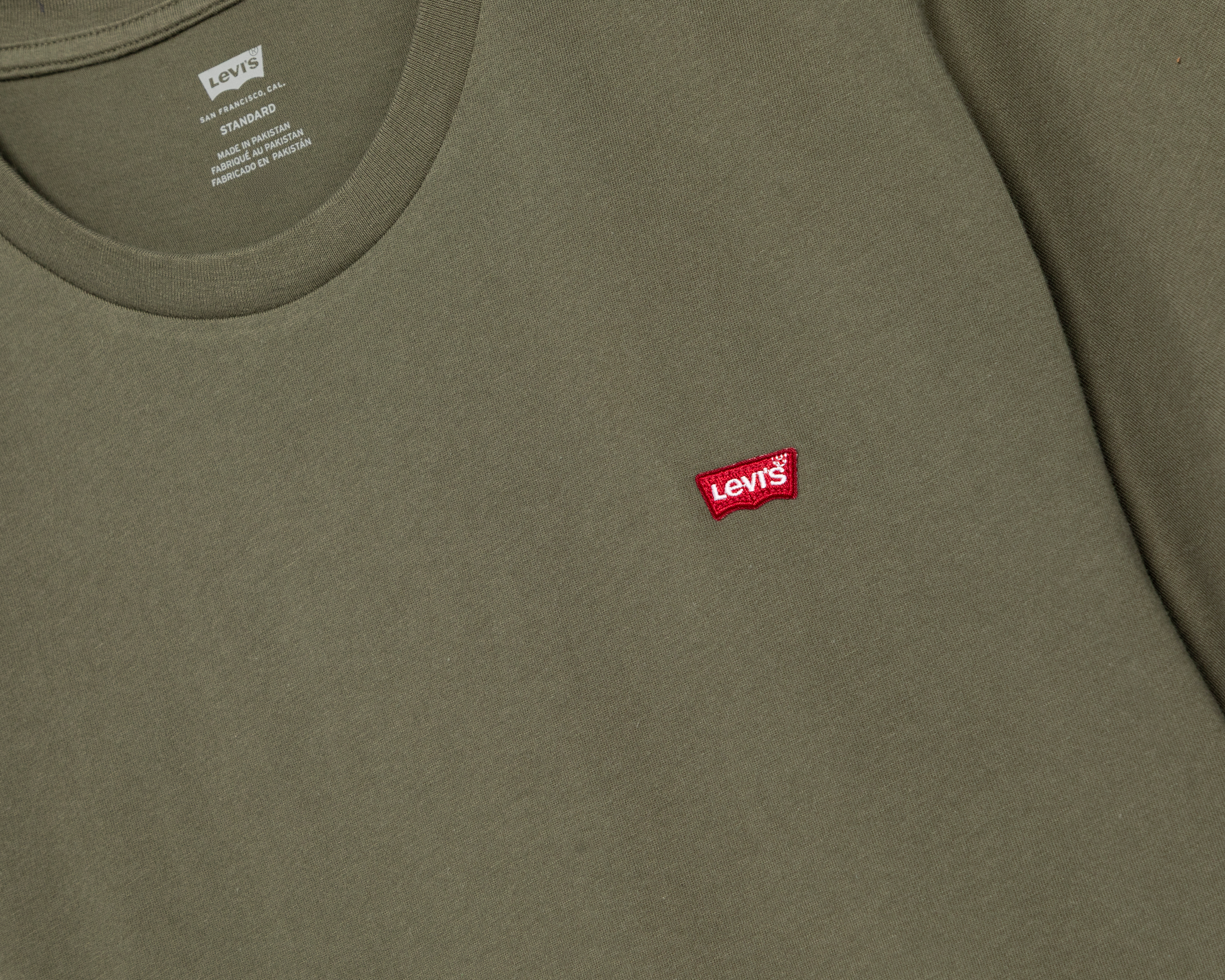 Foto 4 pulgar | Foto 3 | Playera de Cuello Redondo Verde Levi's para Hombre