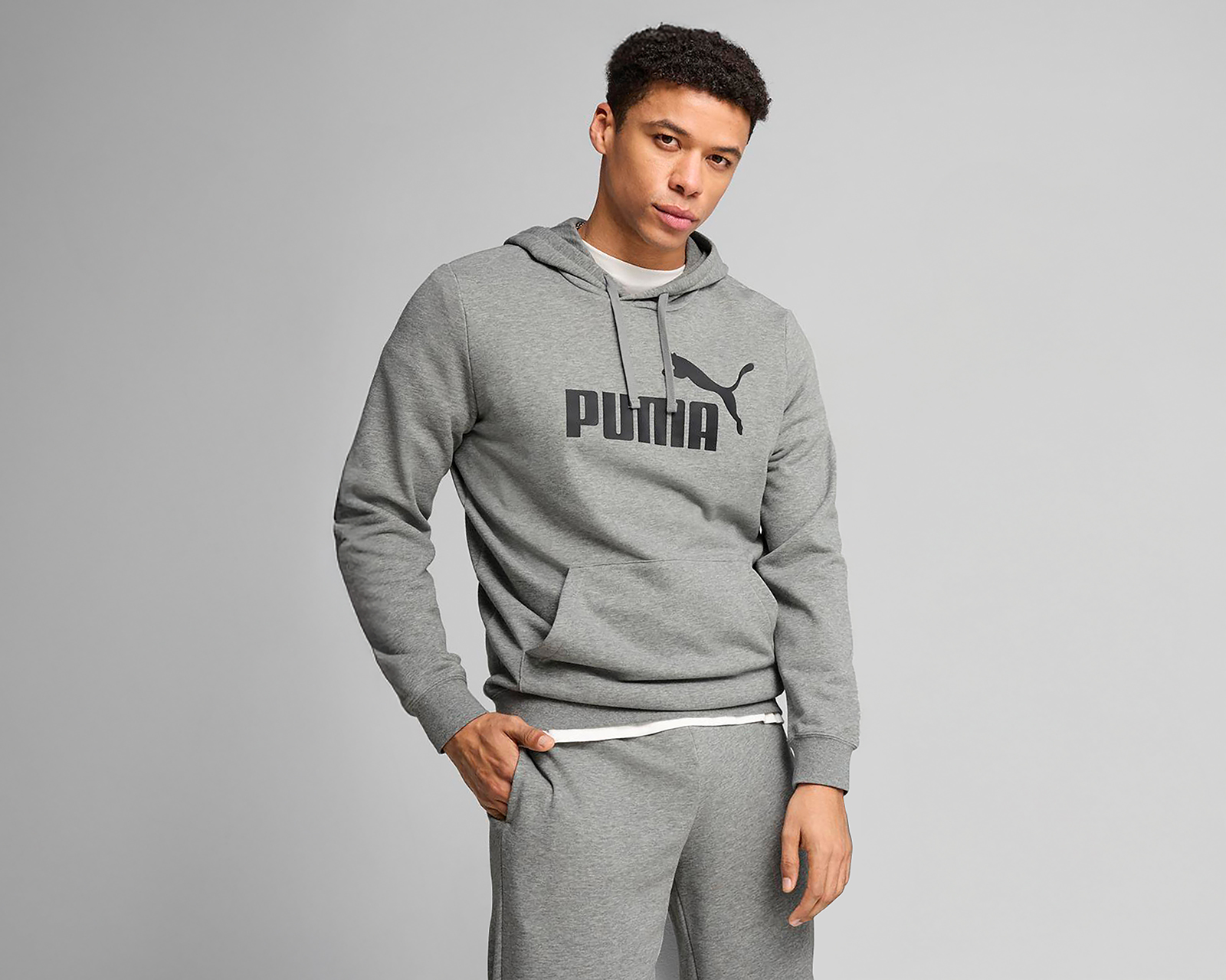 Foto 2 pulgar | Foto 1 | Sudadera Deportiva Puma Essentials para Hombre