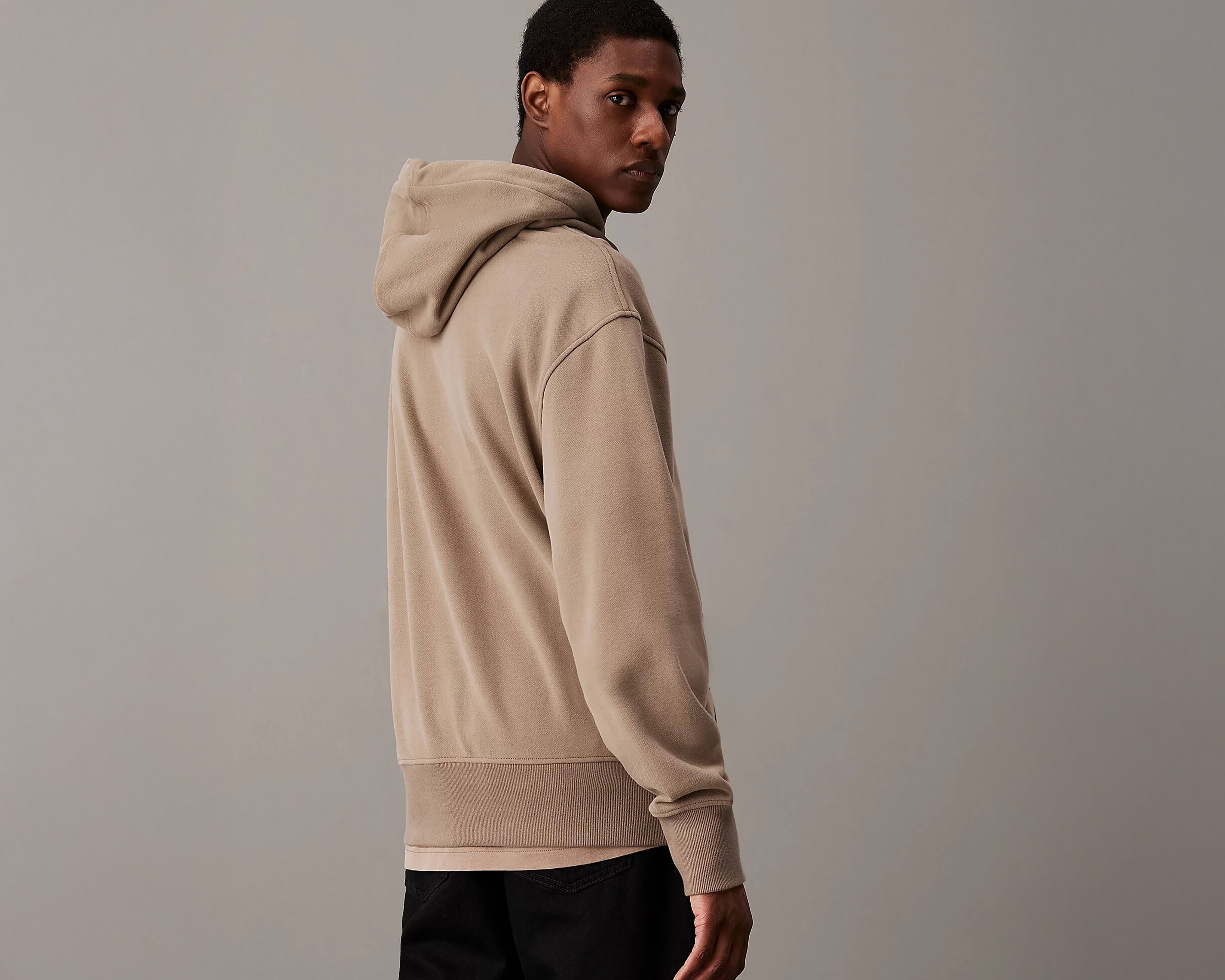 Foto 4 pulgar | Foto 3 | Sudadera con Capucha Calvin Klein para Hombre