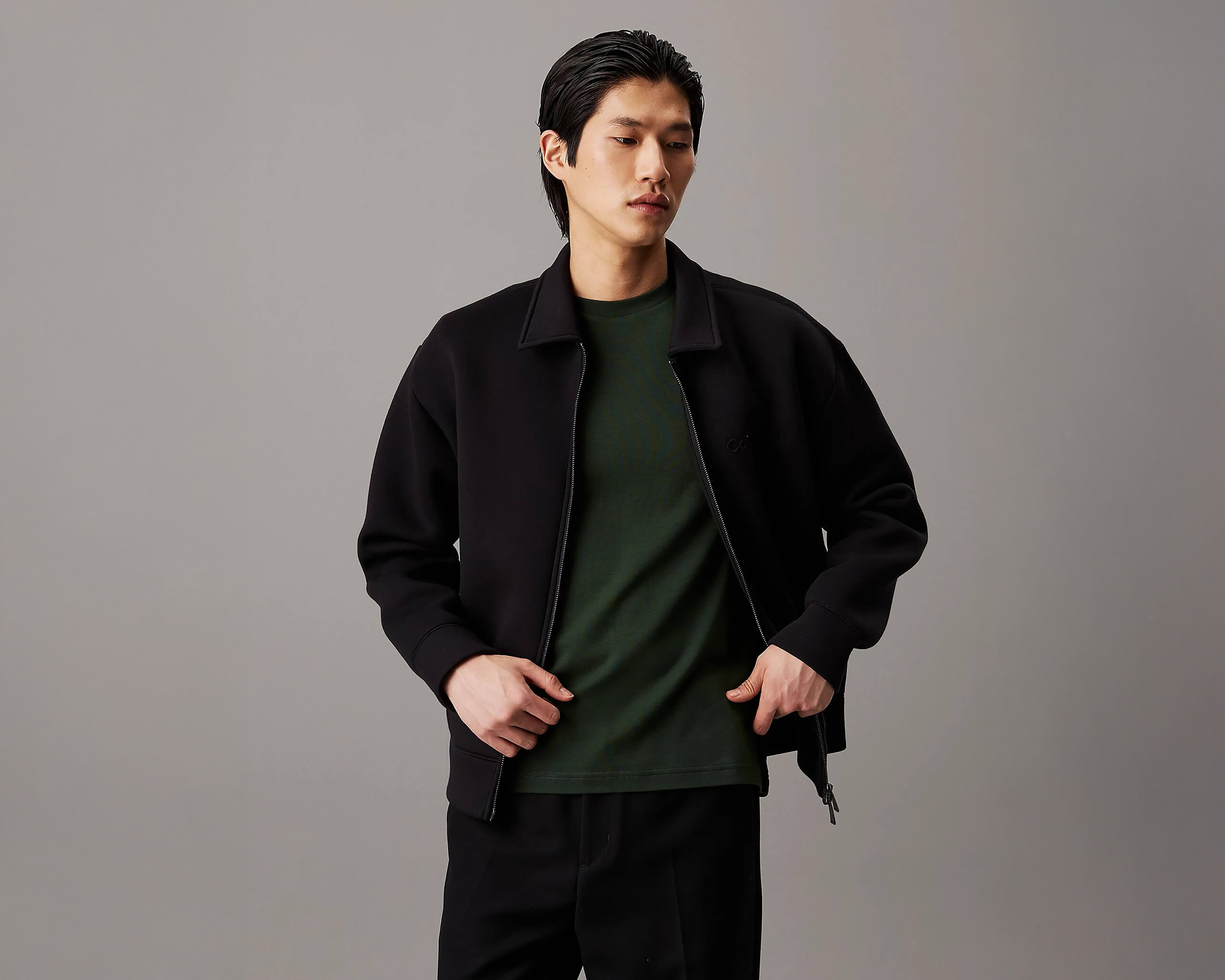 Foto 2 pulgar | Foto 1 | Chamarra Calvin Klein para Hombre