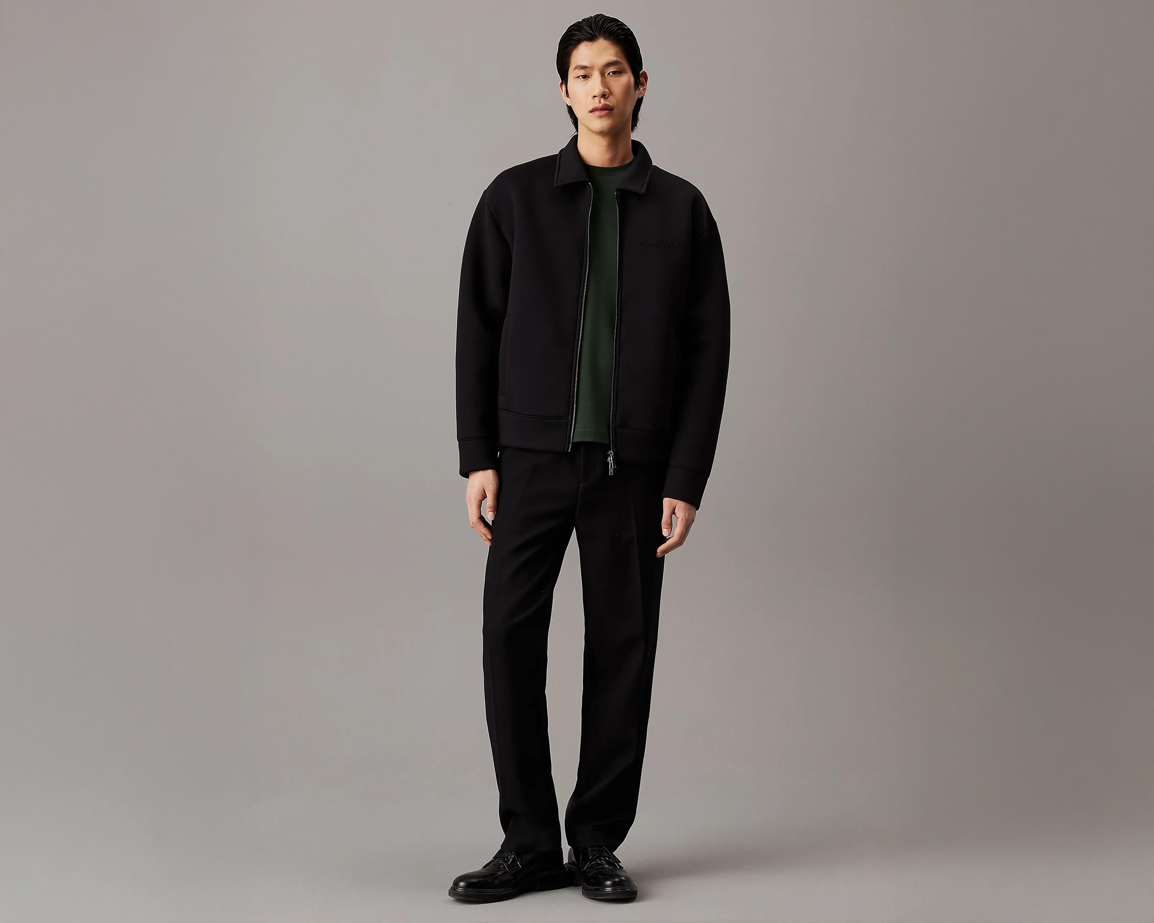 Foto 3 pulgar | Foto 2 | Chamarra Calvin Klein para Hombre