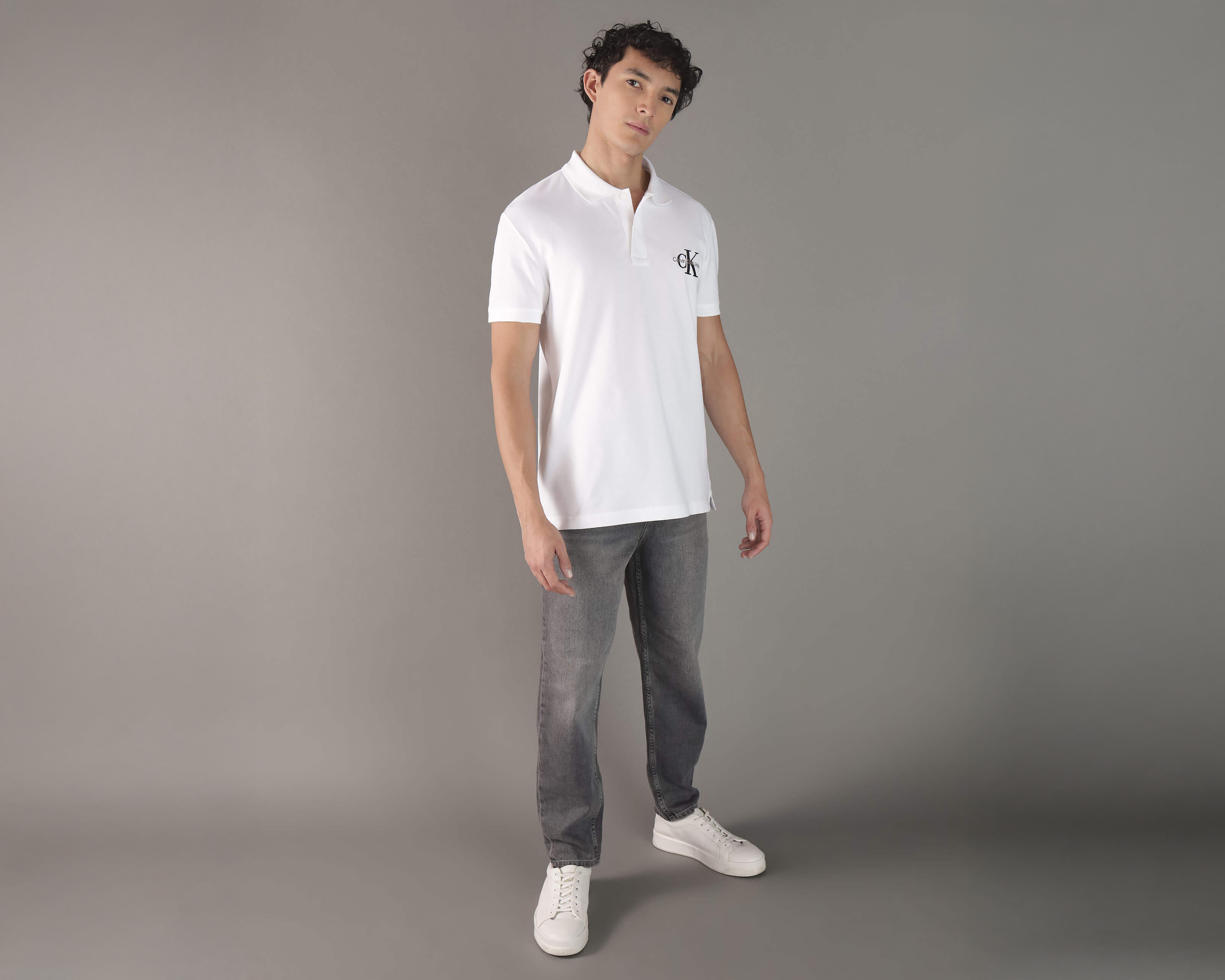 Foto 2 | Foto 2 | Playera Polo Calvin Klein Blanca para Hombre