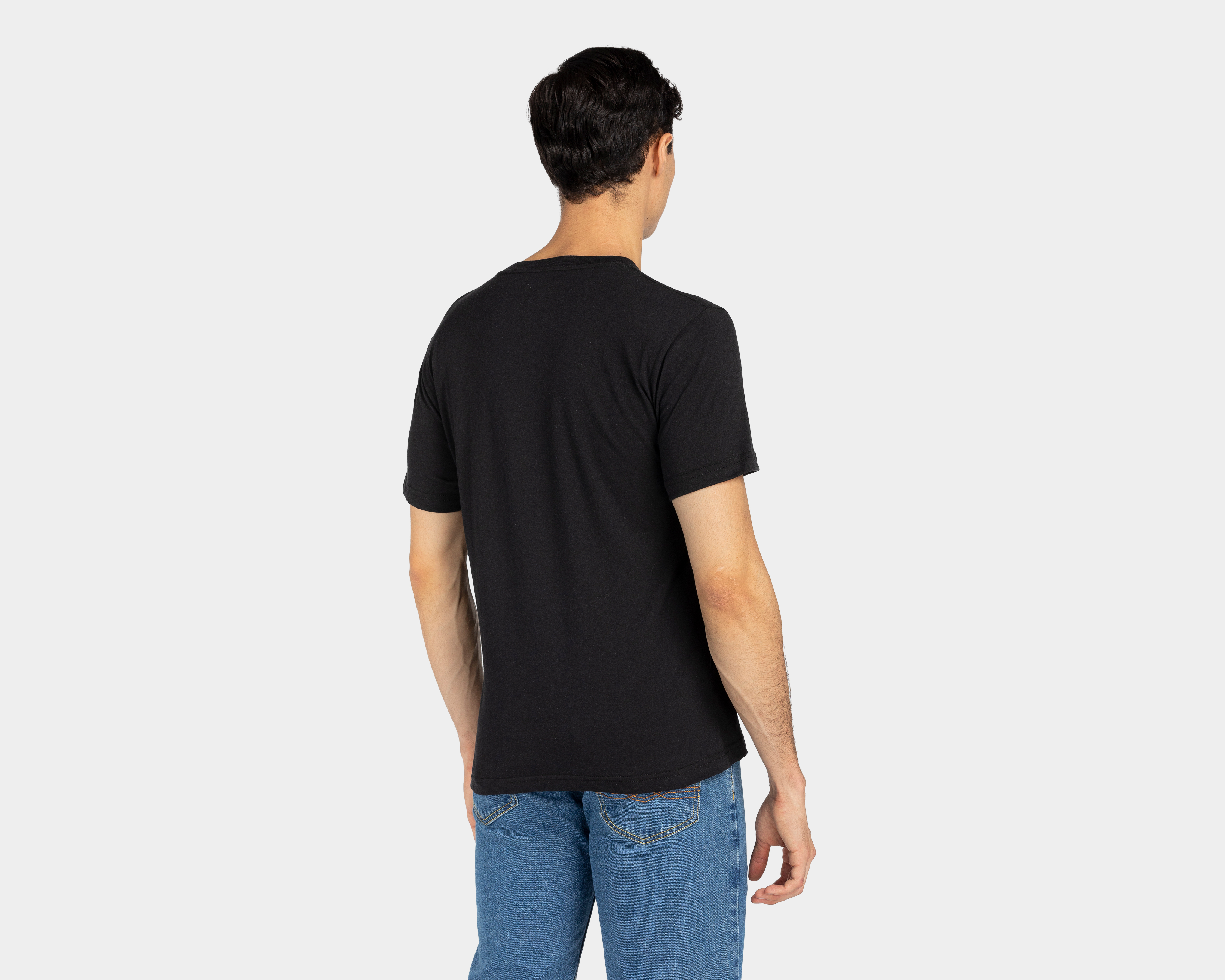 Foto 3 pulgar | Foto 2 | Playera Peanuts Cuello Redondo