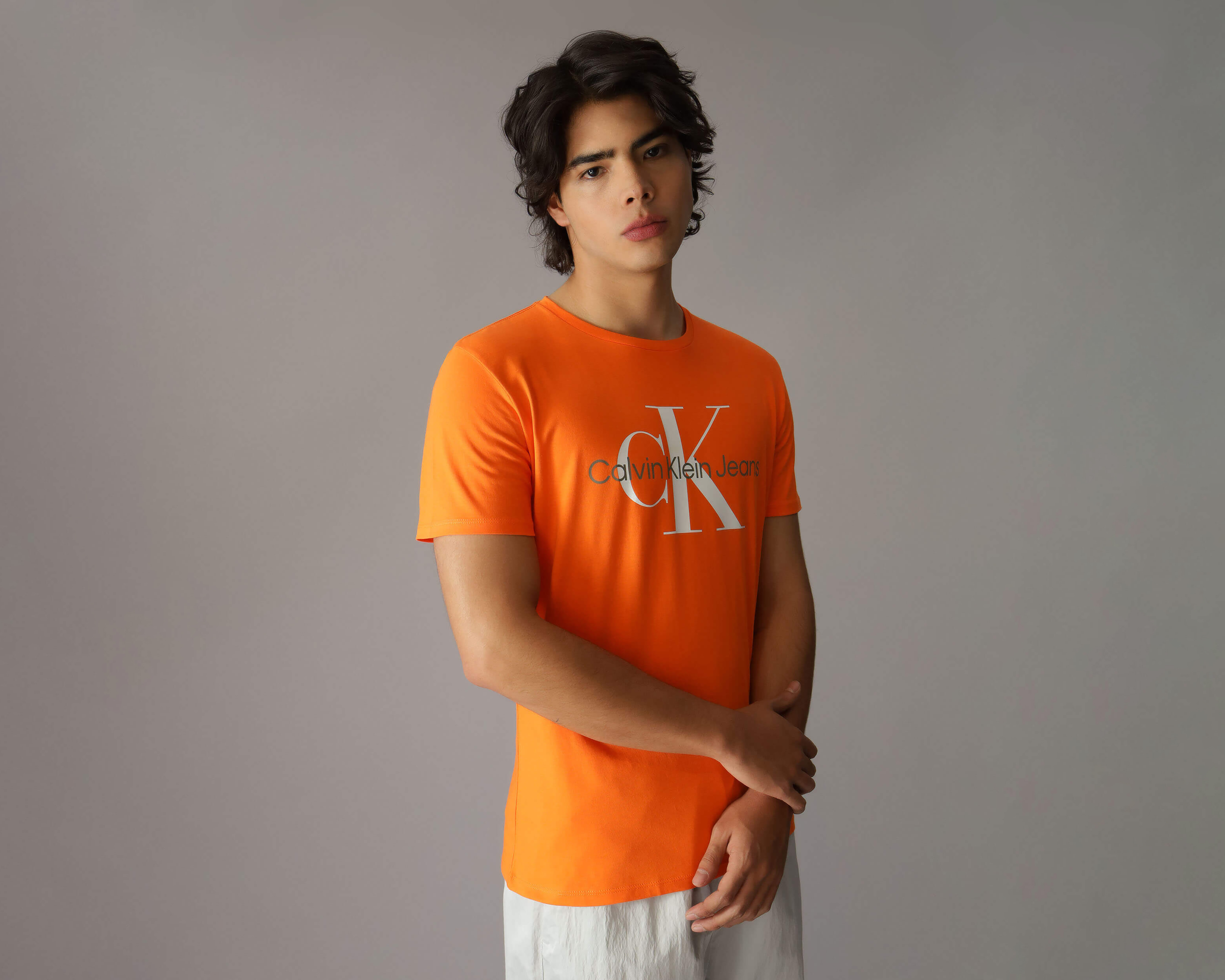 Foto 1 | Foto 1 | Playera de Cuello Redondo Anaranjada Calvin Klein para Hombre