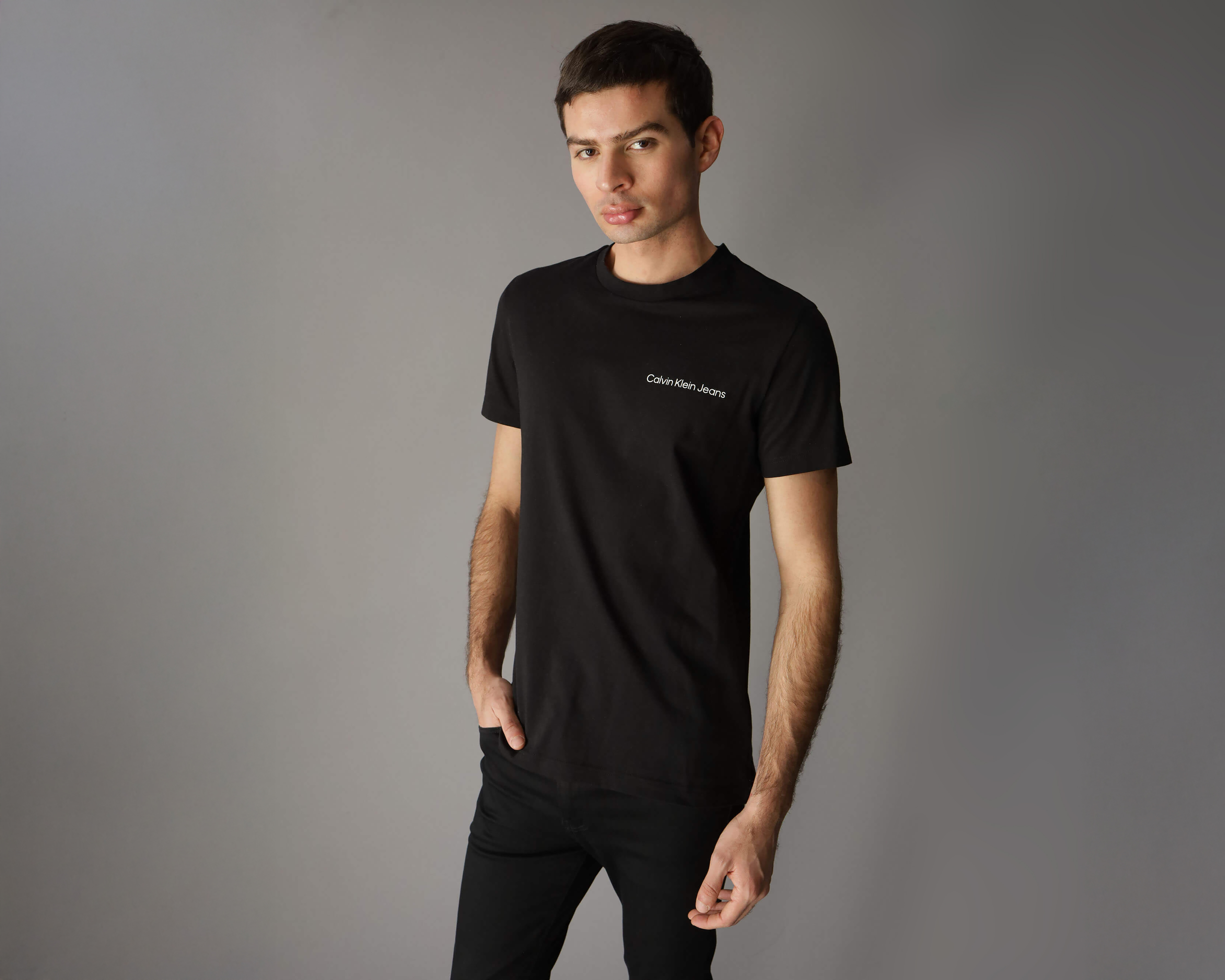 Playera de Cuello Redondo Negro Calvin Klein para Hombre