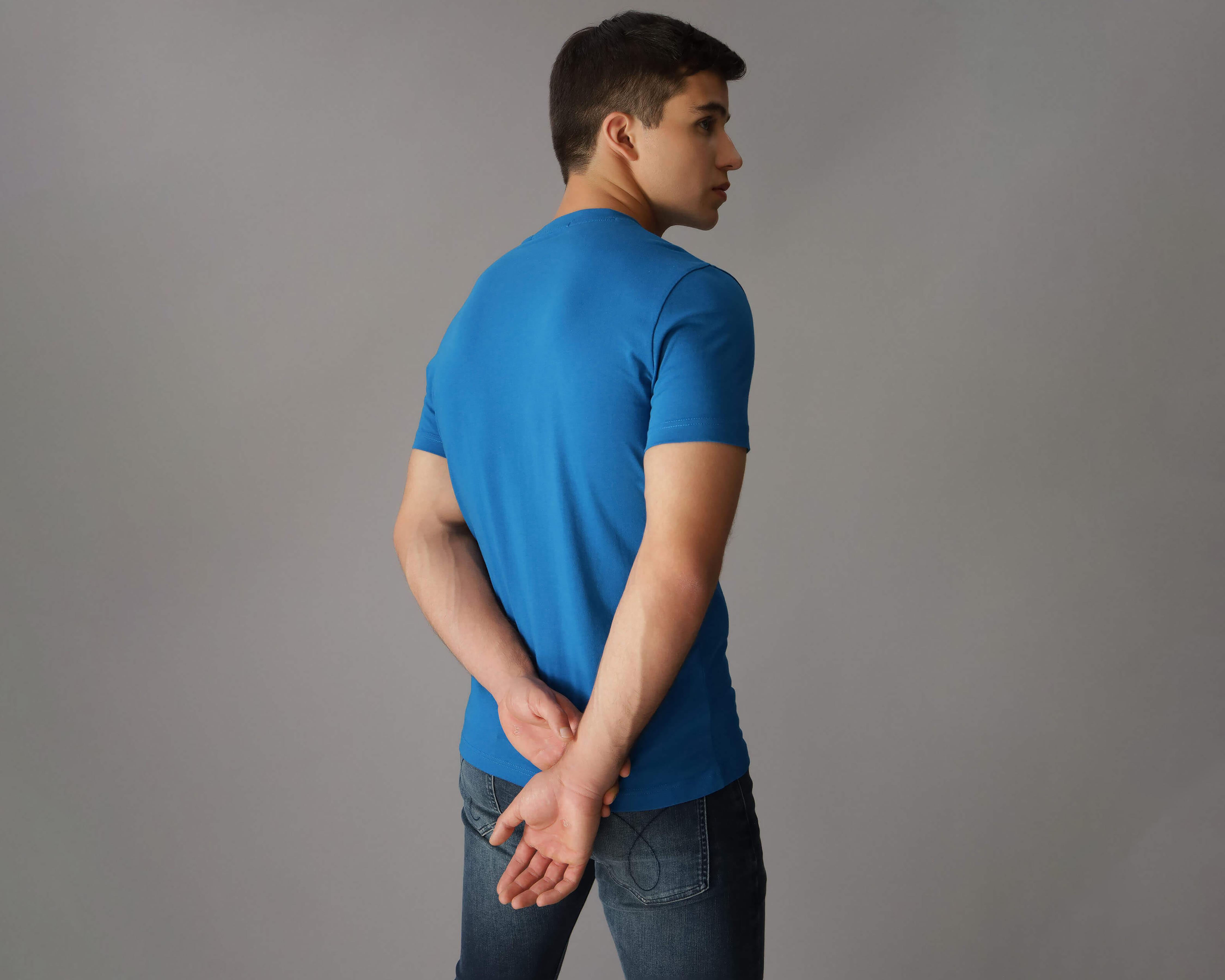 Foto 2 | Foto 2 | Playera de Cuello Redondo Azul Calvin Klein para Hombre