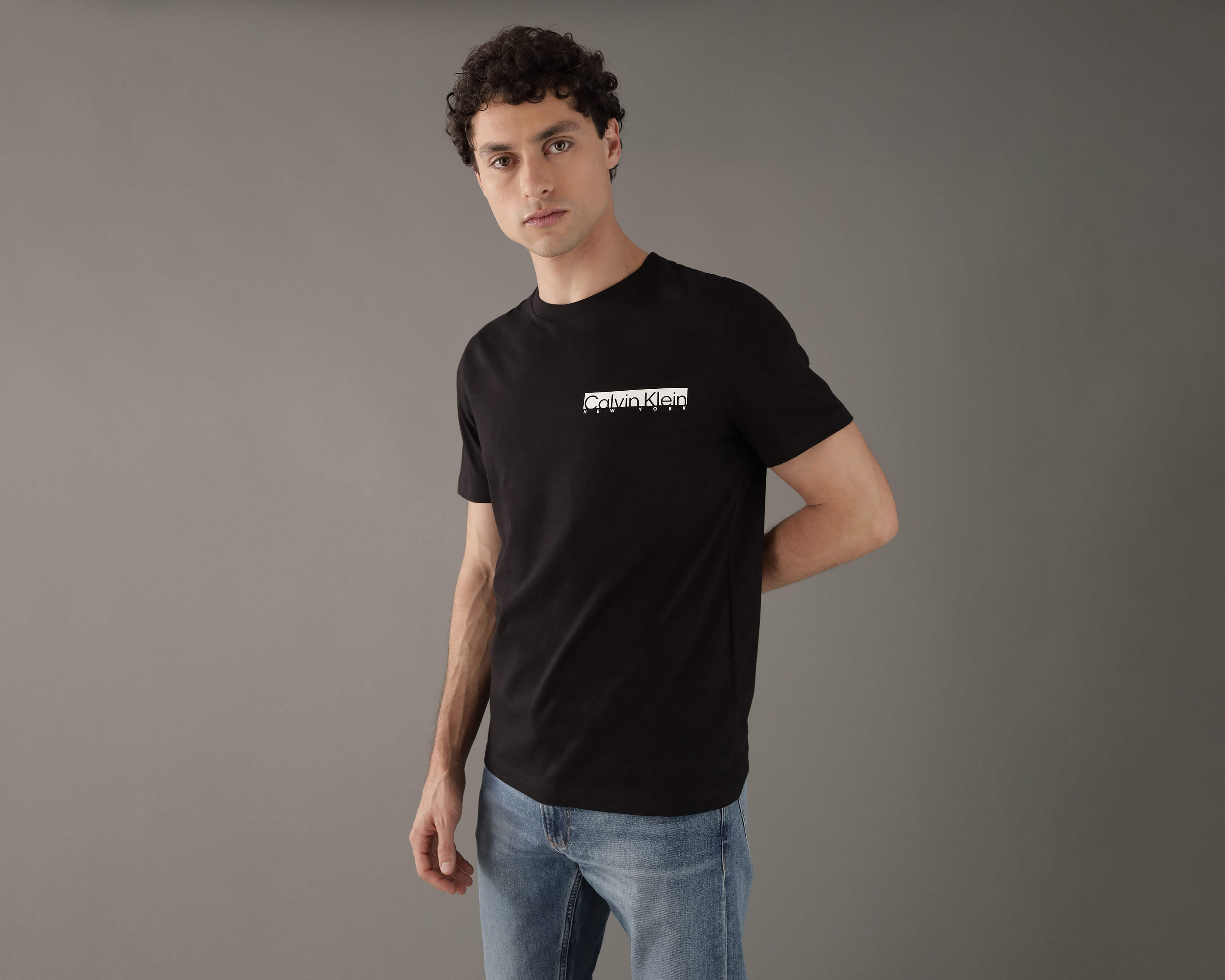 Playera de Cuello Redondo Negra Calvin Klein para Hombre