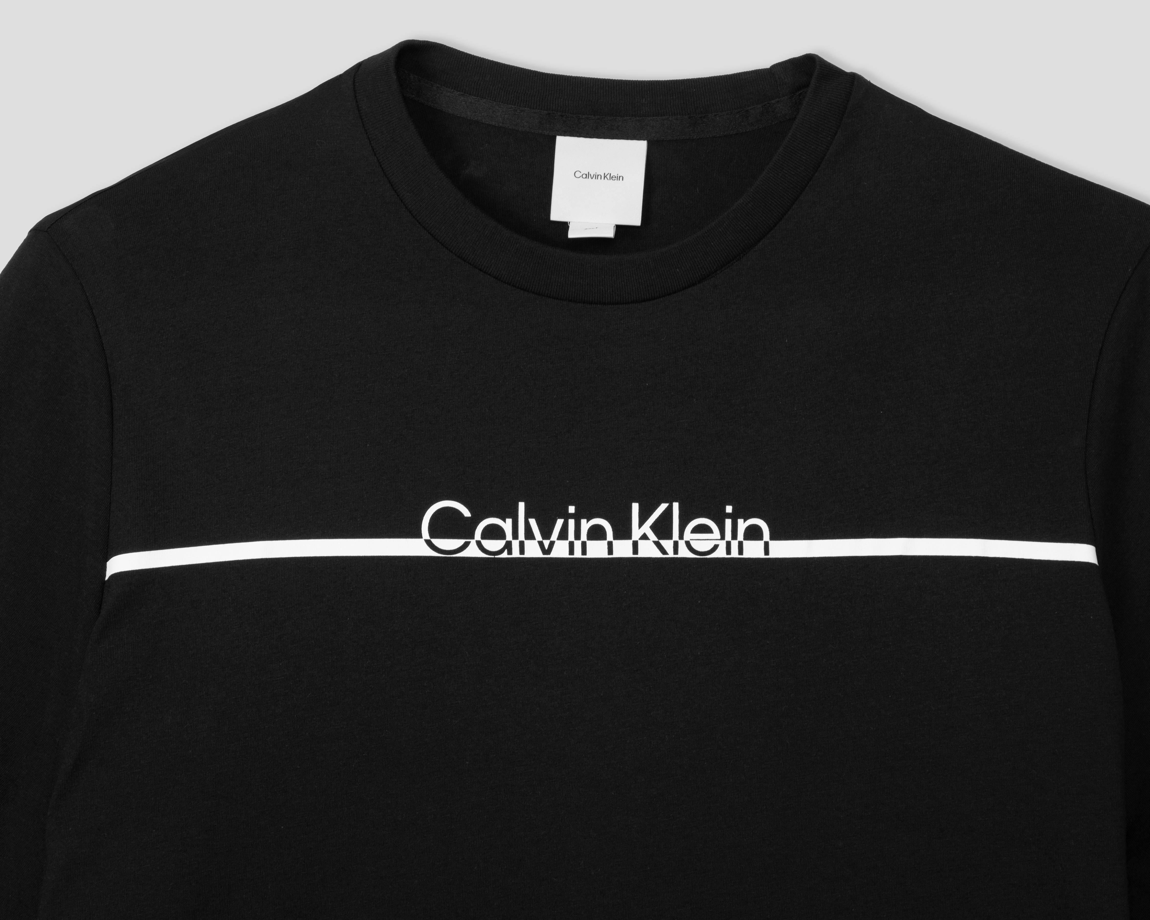 Foto 4 pulgar | Foto 3 | Playera de Cuello Redondo Negro Calvin Klein para Hombre