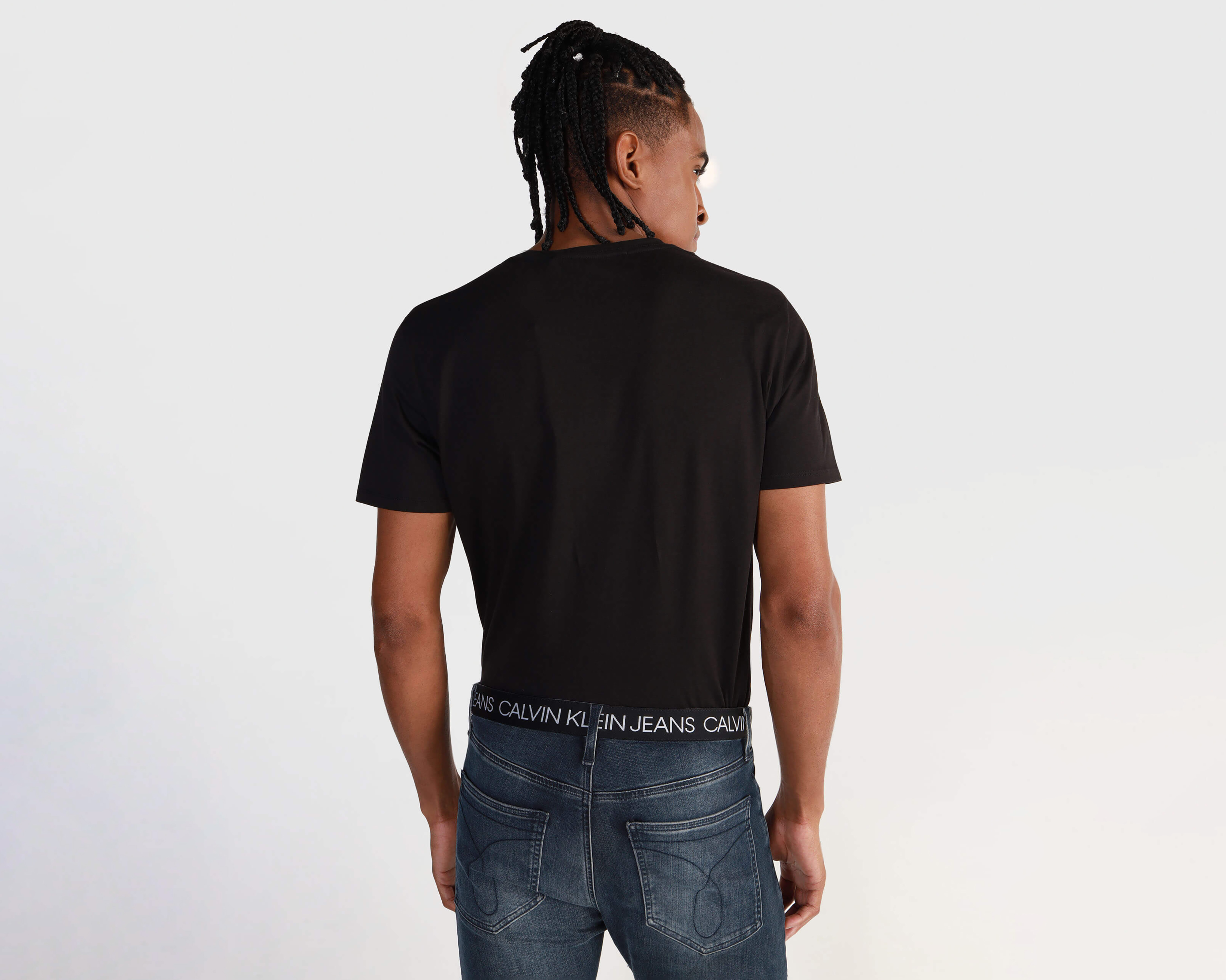 Foto 4 pulgar | Foto 3 | Playera de Cuello Redondo Negra Calvin Klein para Hombre