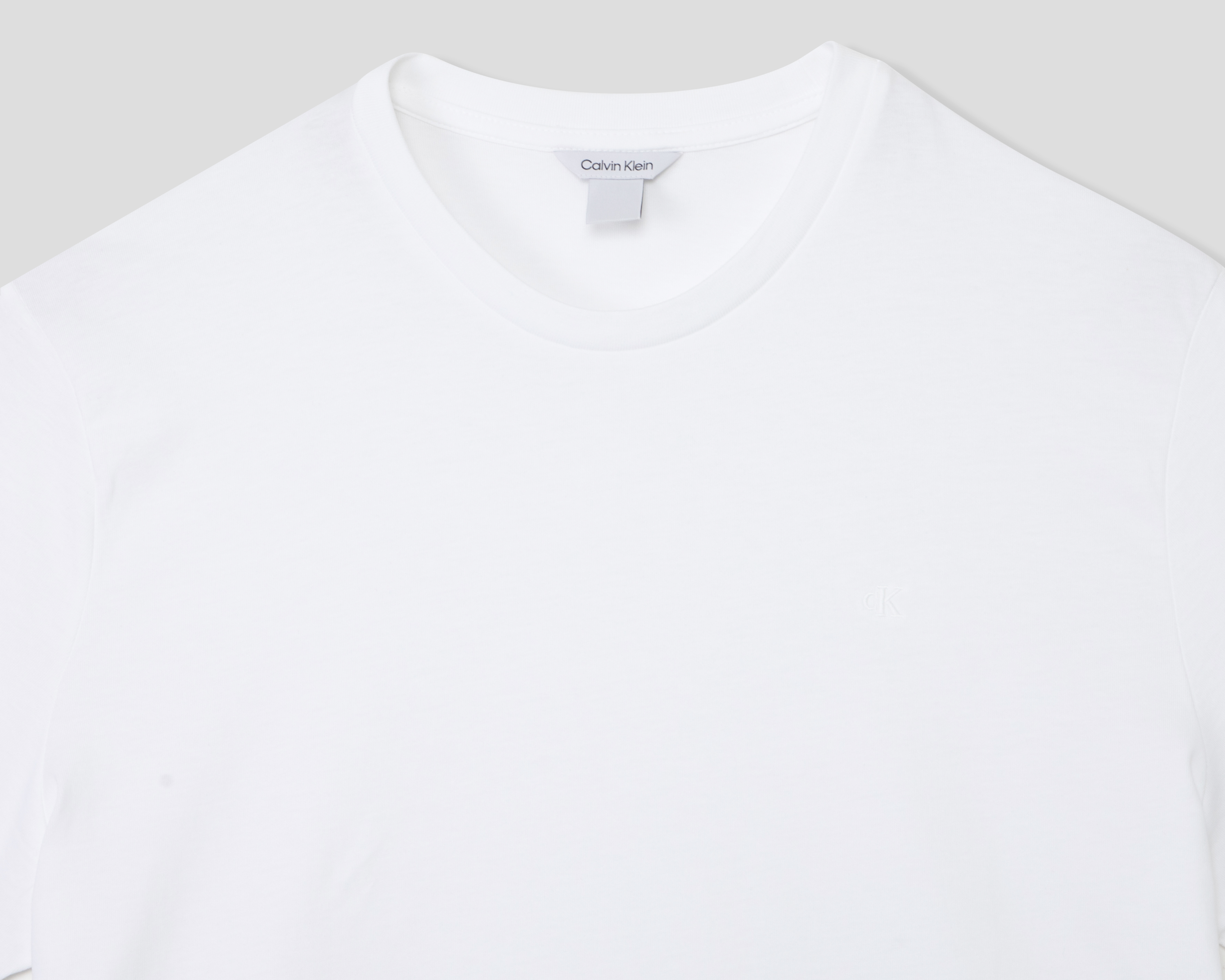 Foto 4 pulgar | Foto 3 | Playera de Cuello Redondo Blanca Calvin Klein para Hombre