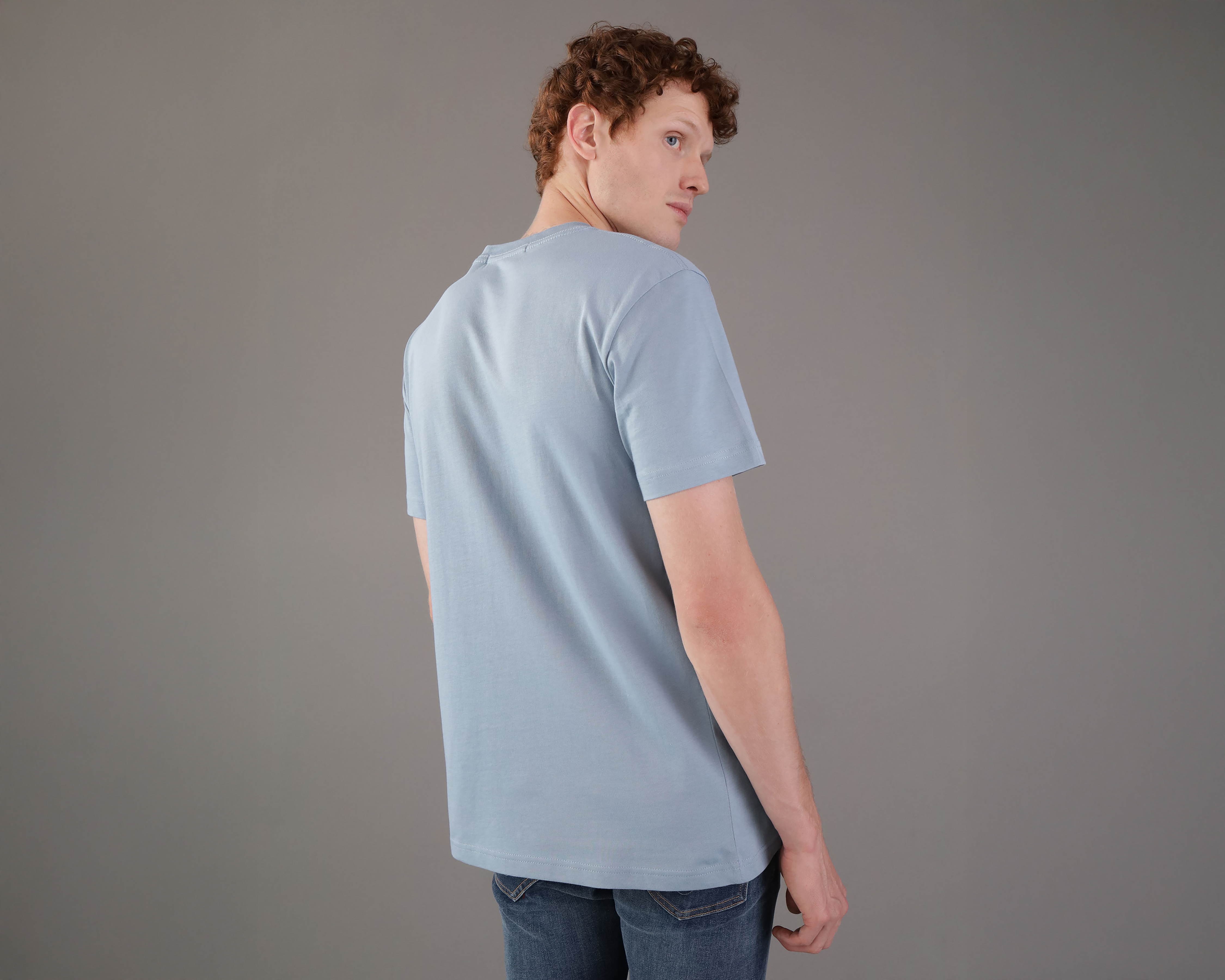 Foto 4 pulgar | Foto 3 | Playera de Cuello Redondo Azul Calvin Klein para Hombre