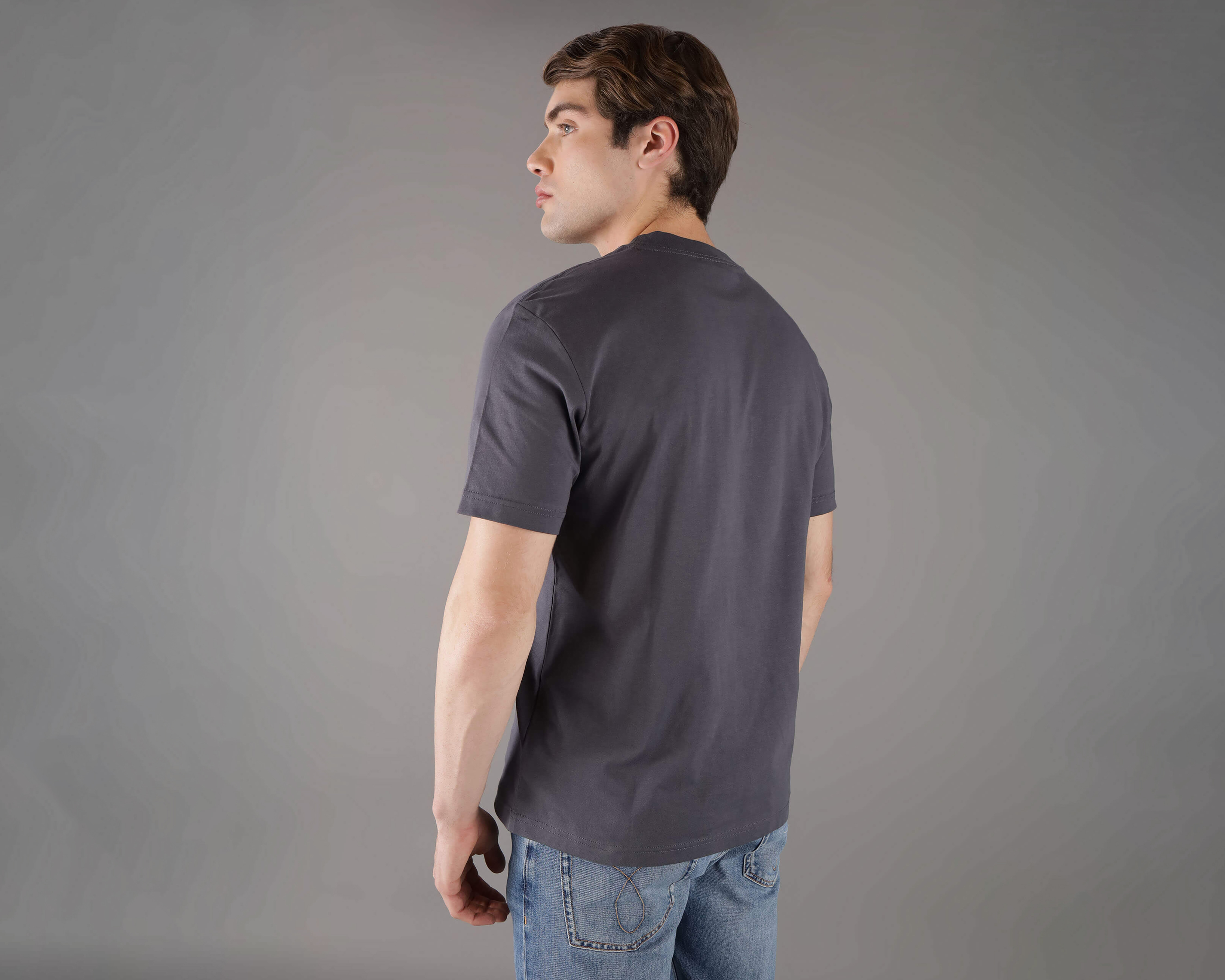 Foto 4 pulgar | Foto 3 | Playera de Cuello Redondo Negra Calvin Klein para Hombre