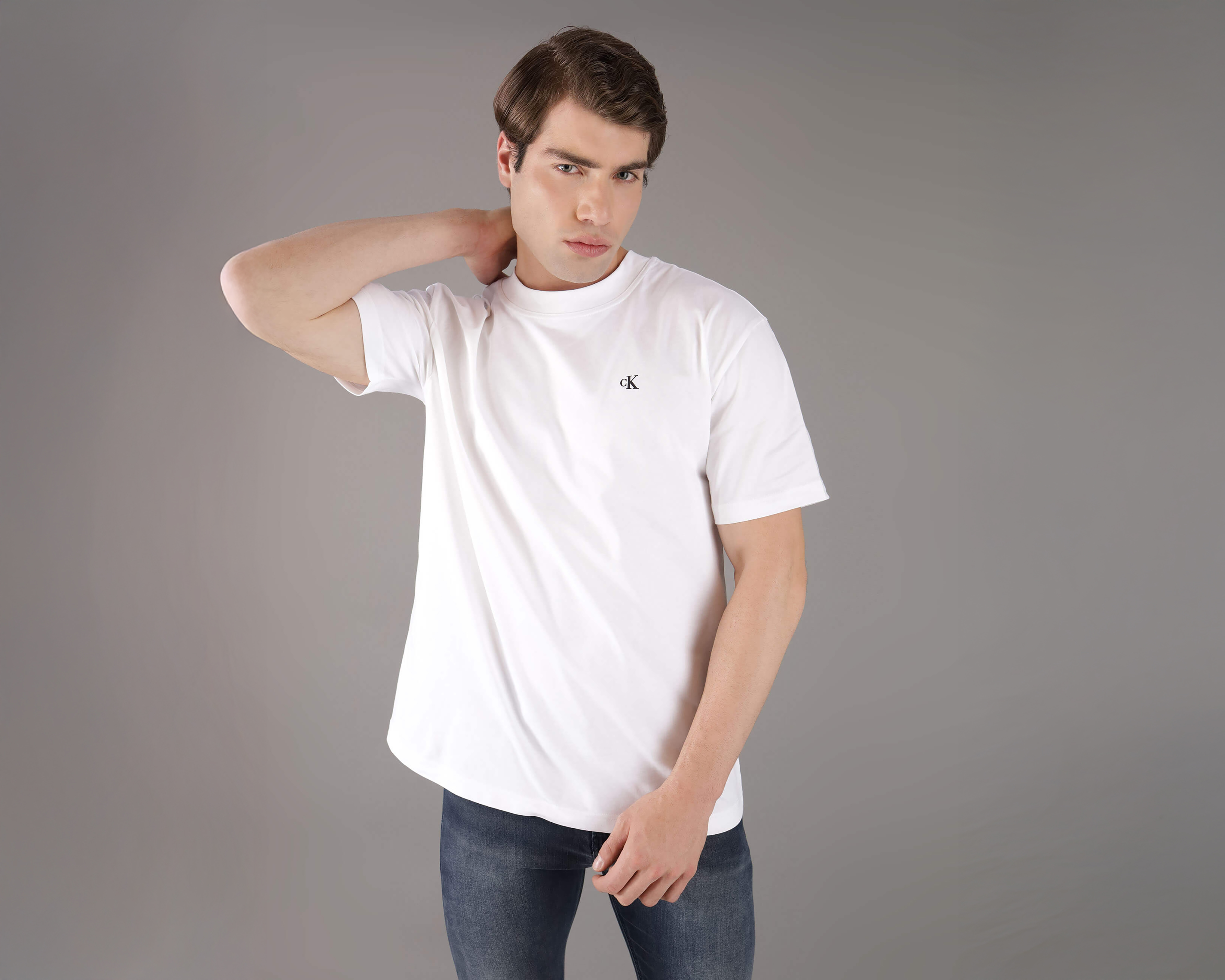 Foto 1 | Foto 1 | Playera de Cuello Redondo Blanca Calvin Klein para Hombre