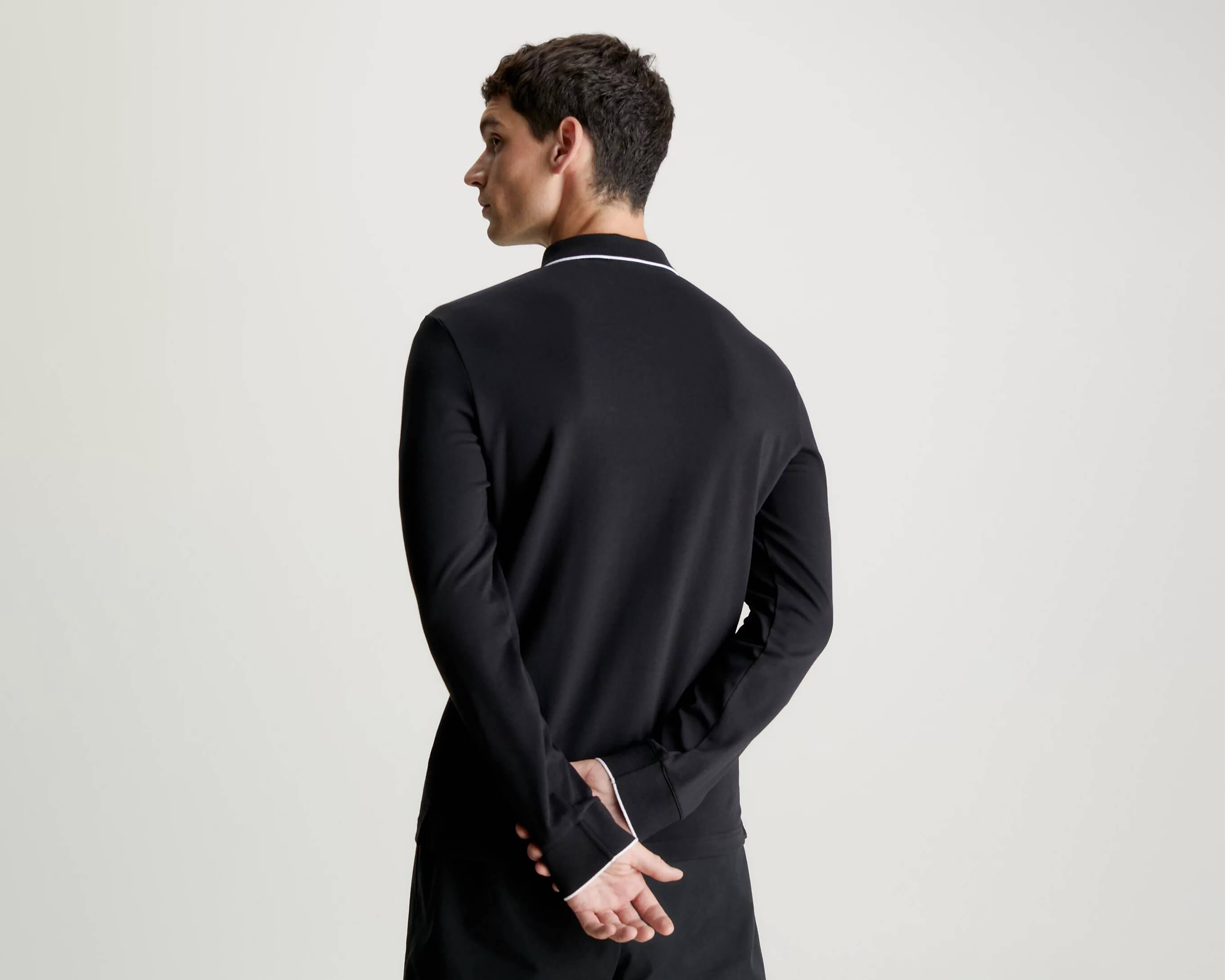 Foto 3 | Foto 3 | Playera Polo Calvin Klein Manga Larga Negra para Hombre