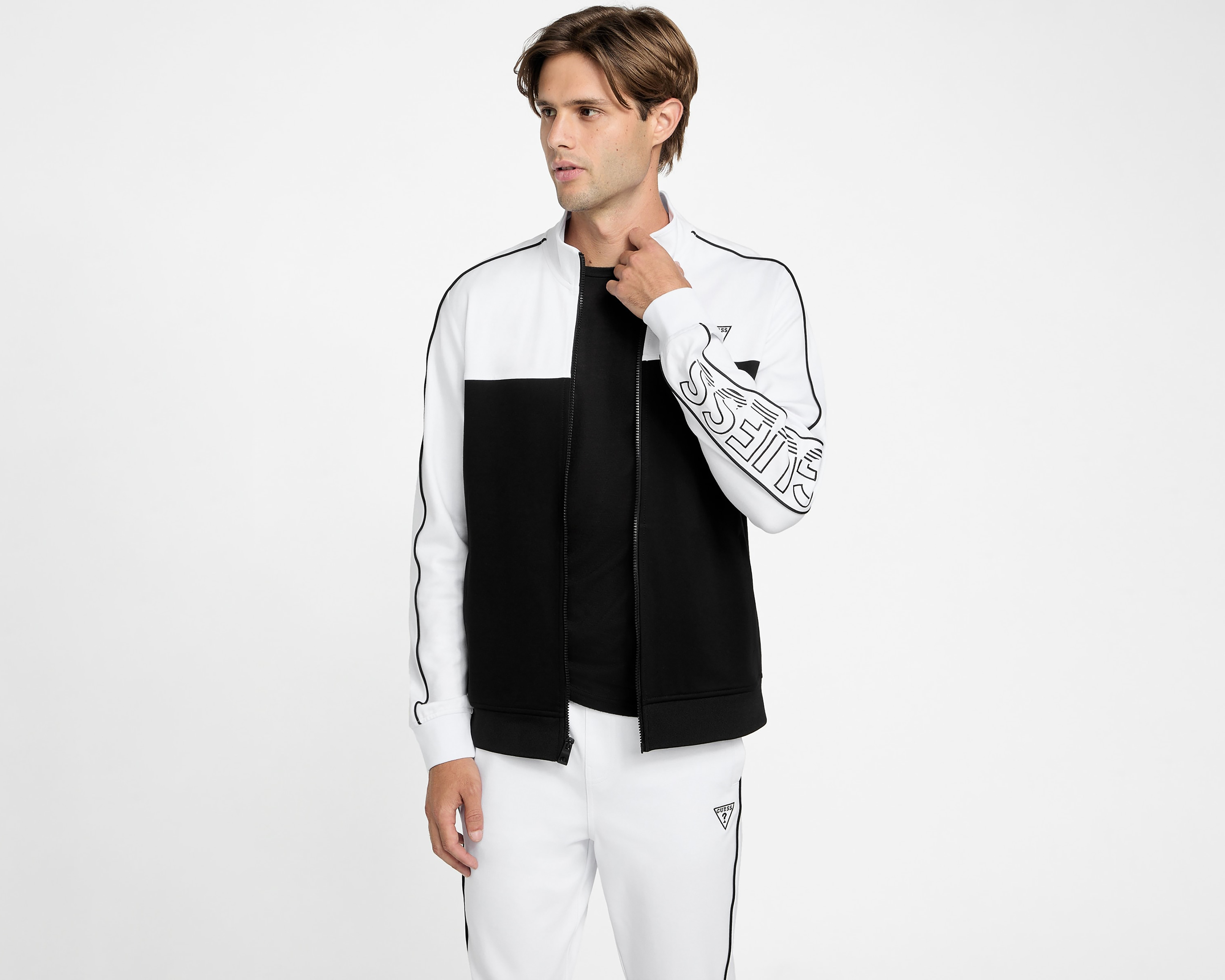 Foto 6 pulgar | Foto 5 | Sudadera Guess para Hombre