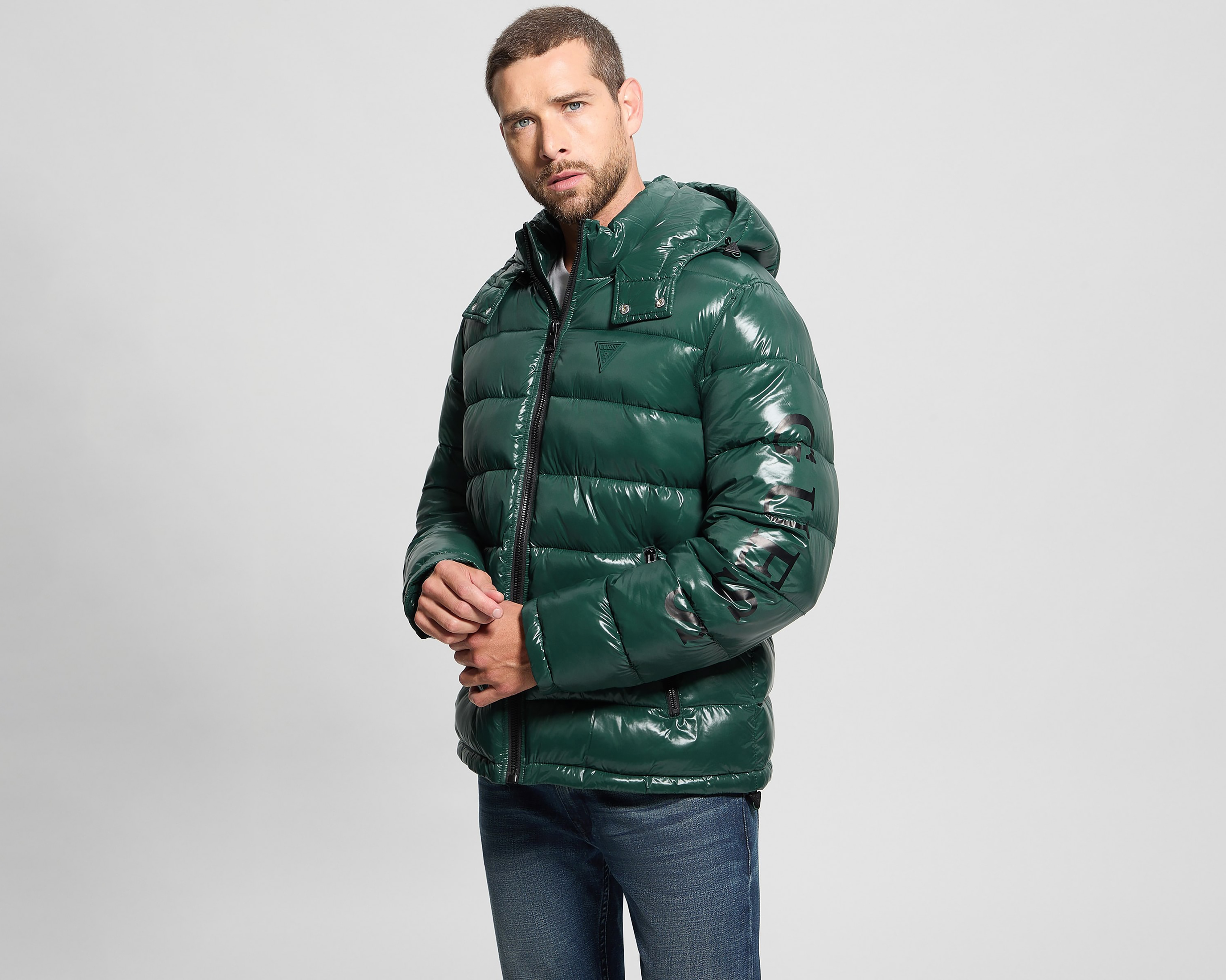 Foto 6 | Foto 6 | Chamarra Capitonada Guess para Hombre