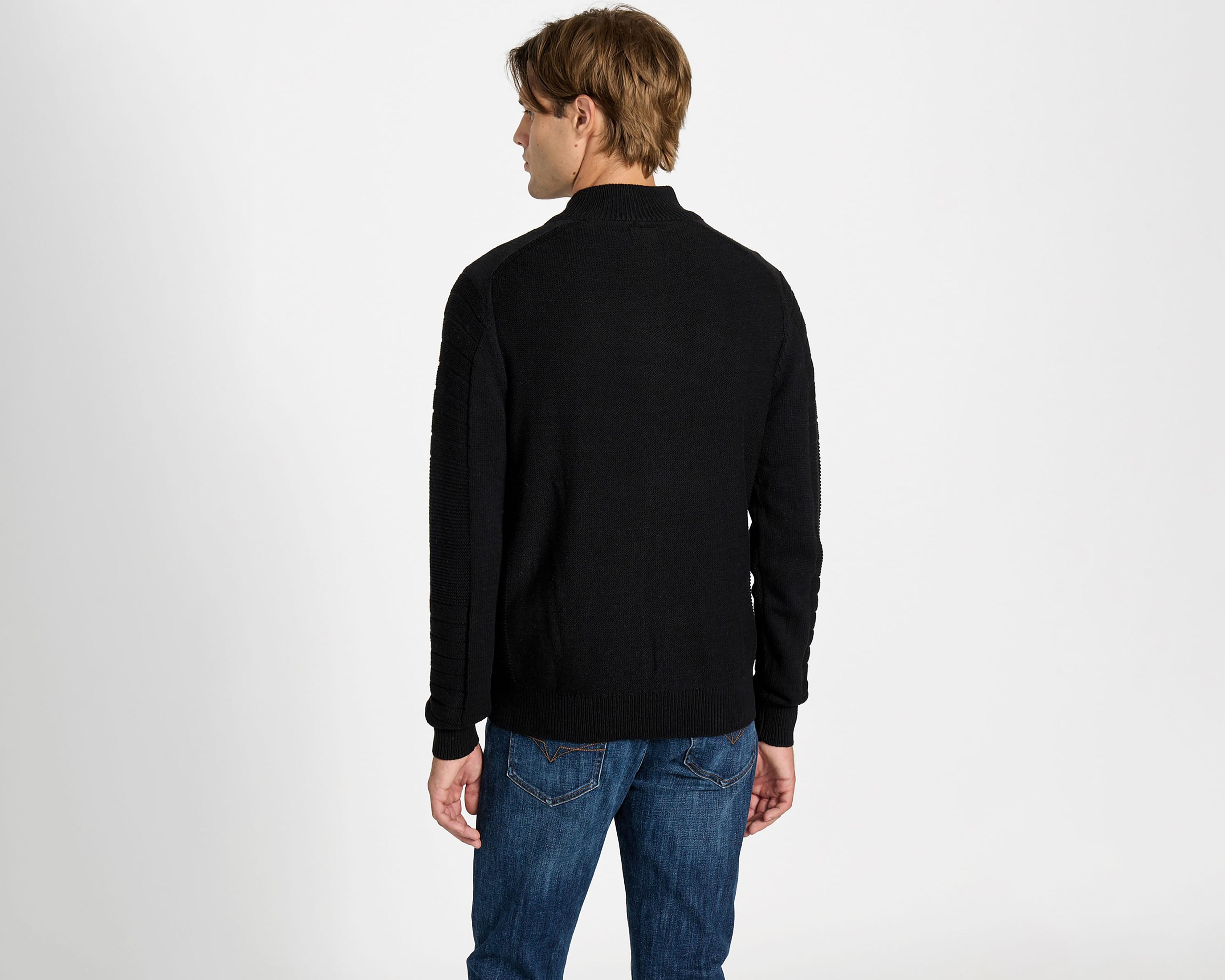 Foto 4 pulgar | Foto 3 | Suéter Cuello Alto Guess para Hombre