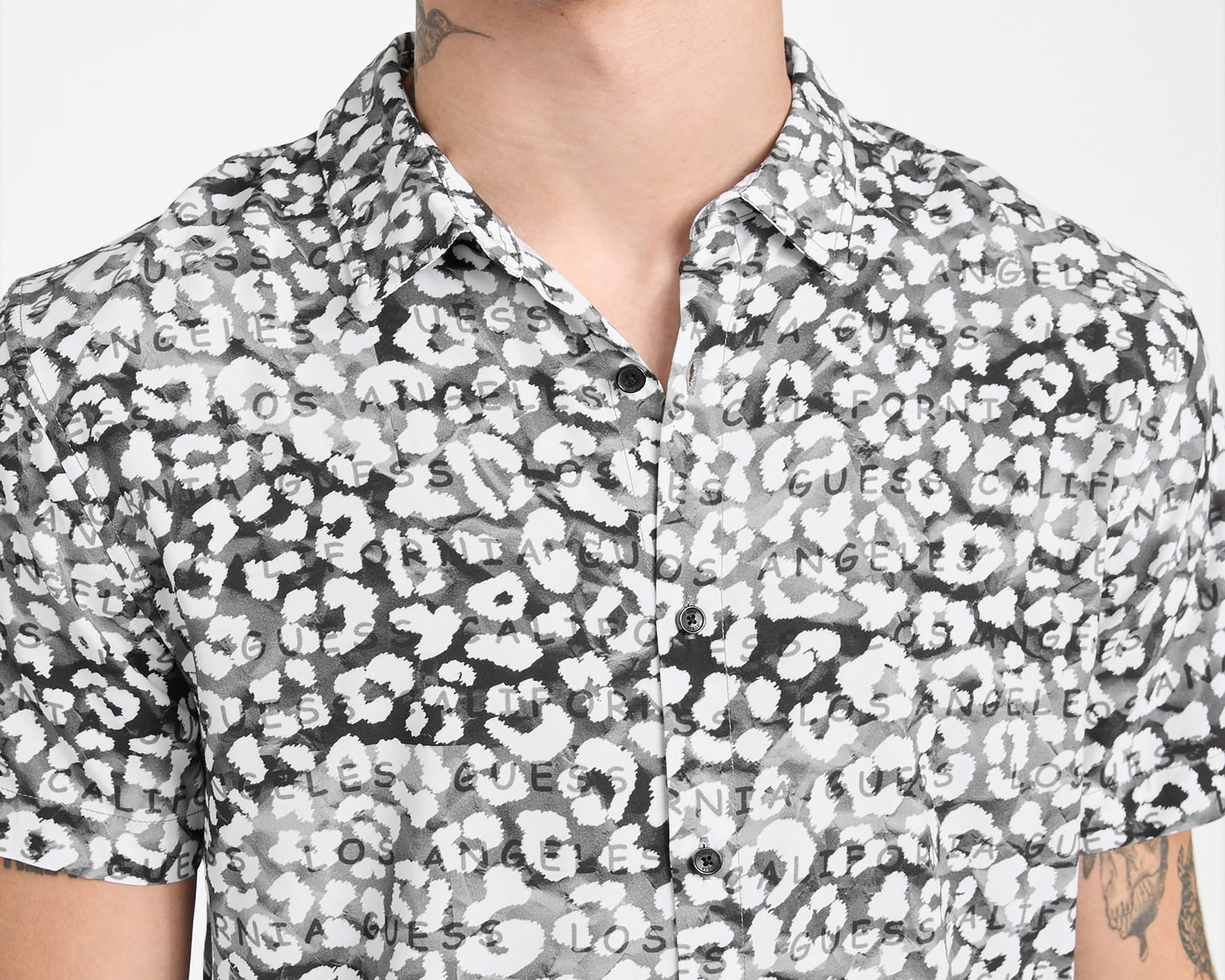 Foto 5 pulgar | Foto 4 | Camisa Casual Guess Regular Fit Estampado para Hombre