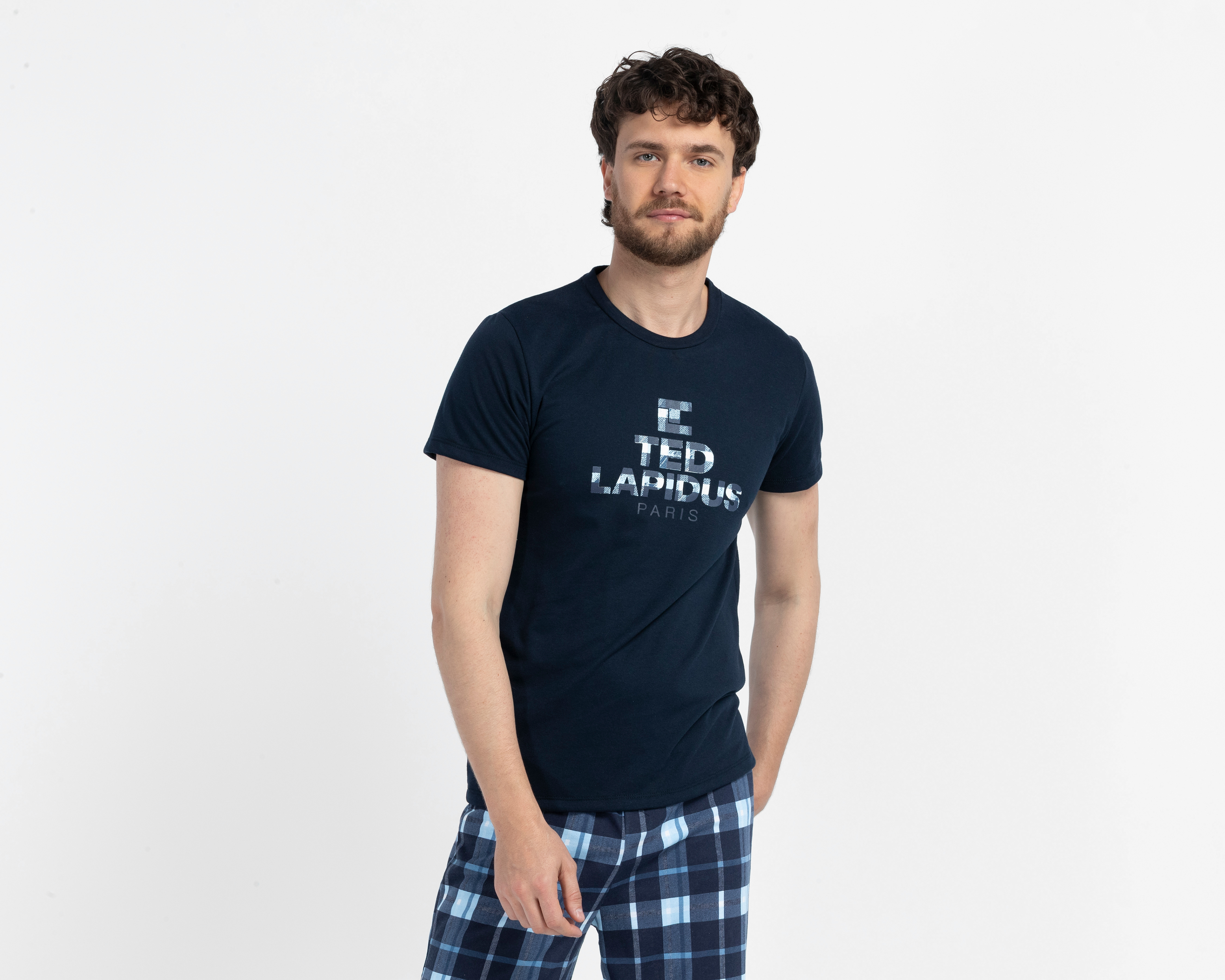 Foto 4 pulgar | Foto 3 | Pijama Ted Lapidus para Hombre