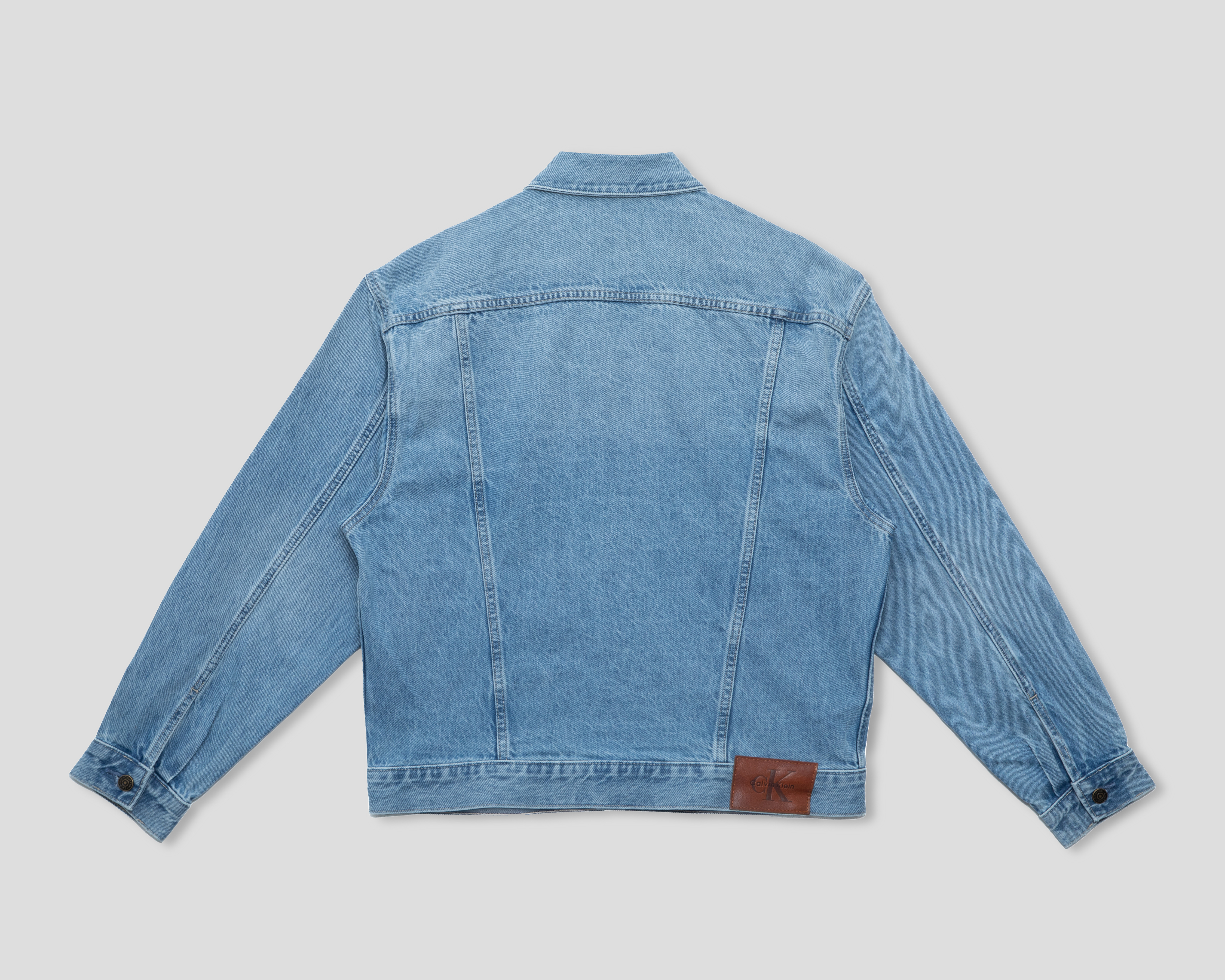 Foto 2 | Foto 2 | Chamarra Trucker de Mezclilla Calvin Klein para Hombre
