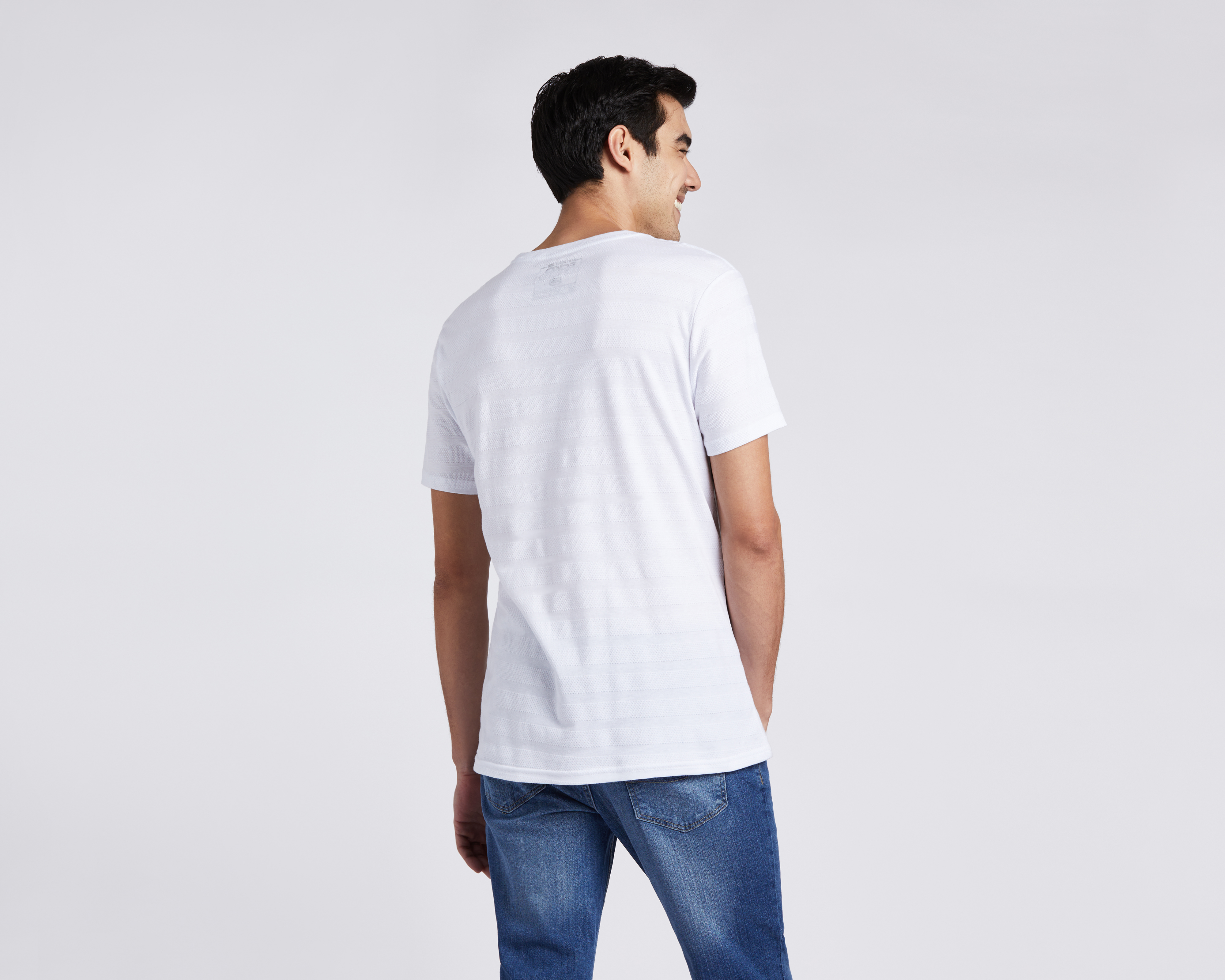 Foto 3 pulgar | Foto 2 | Playera Eckó Unltd. Cuello Redondo