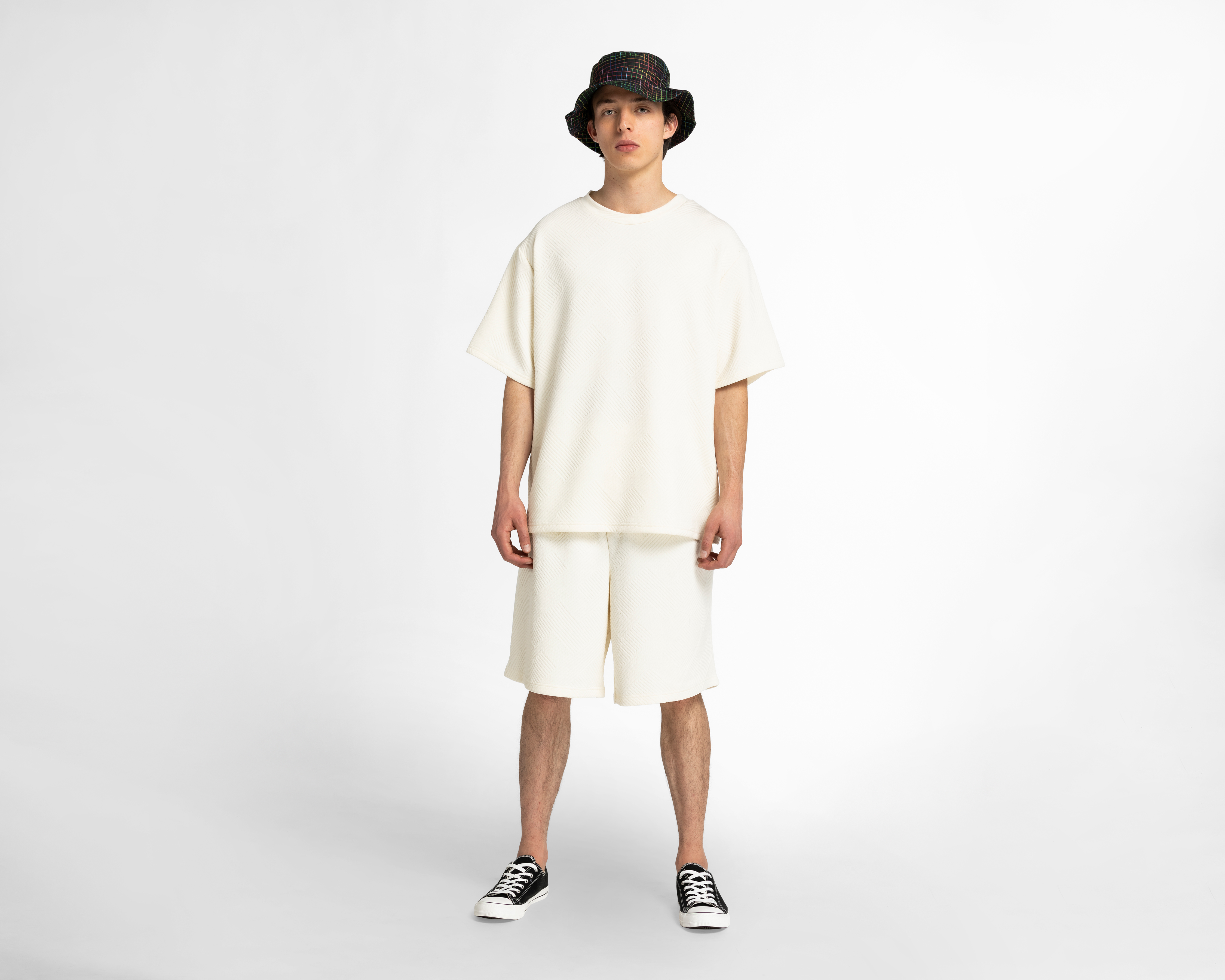 Playera y Short Neo*City para Hombre