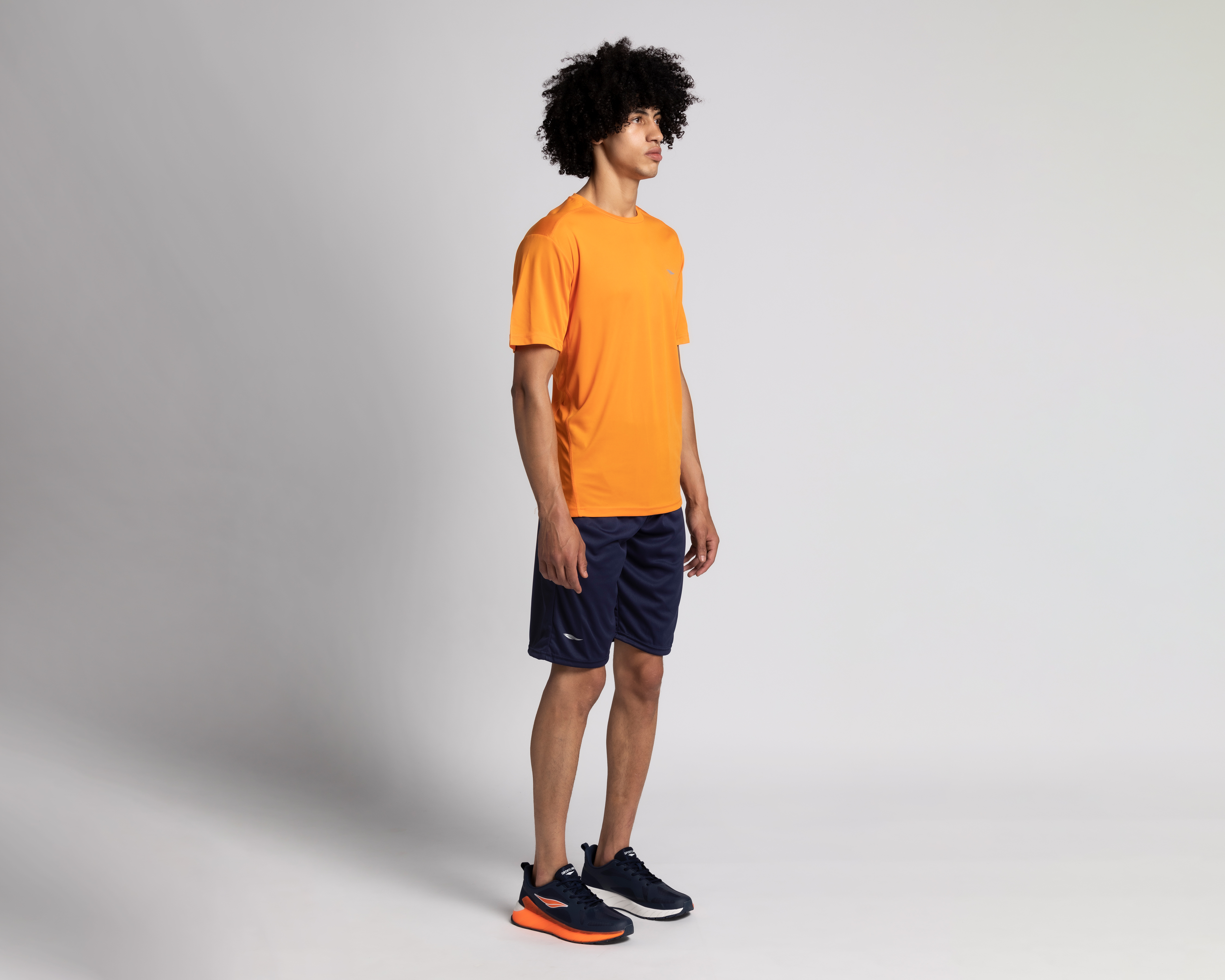 Foto 2 pulgar | Foto 1 | Short Sportline de Entrenamiento