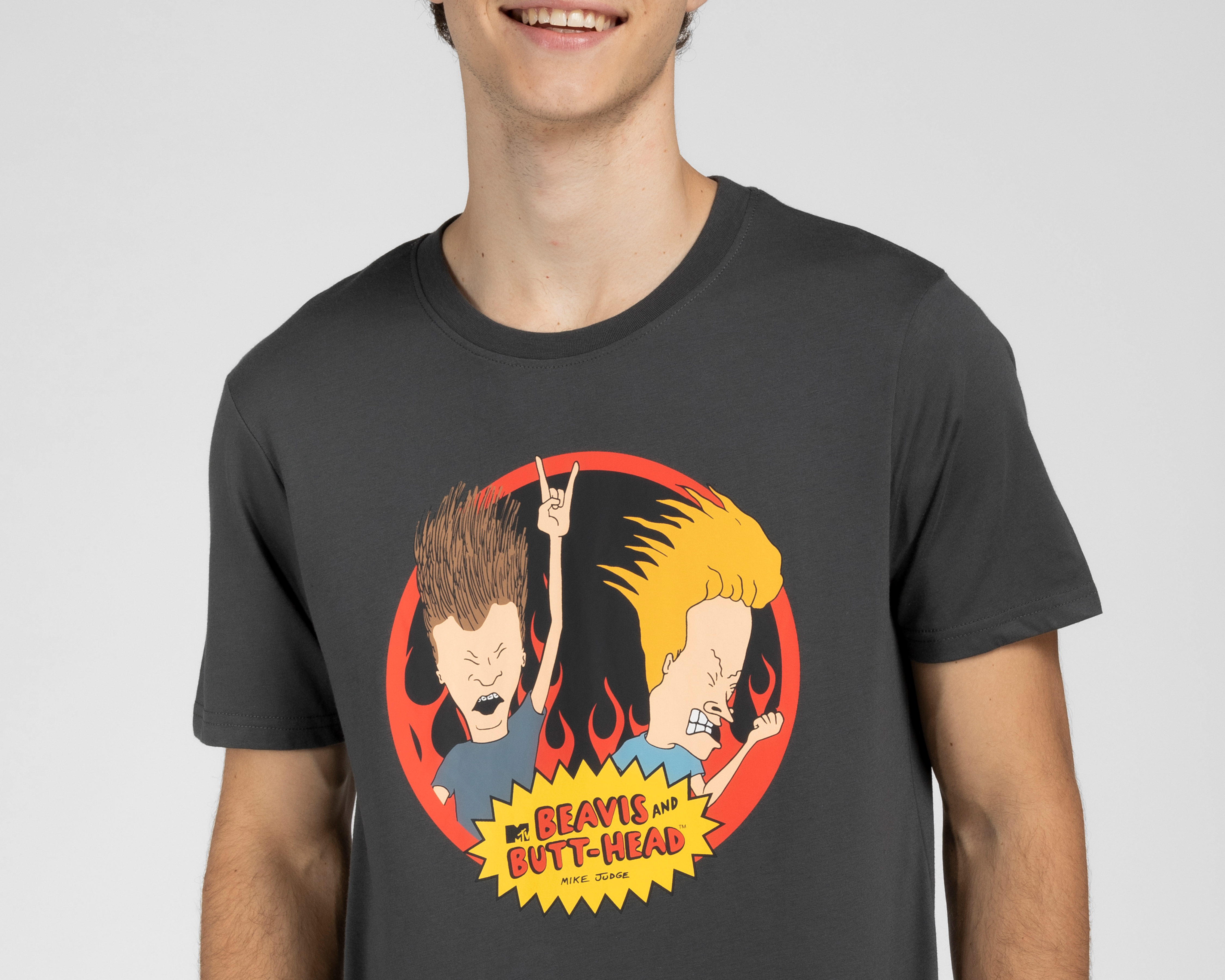 Foto 4 pulgar | Foto 3 | Playera Beavis and Butt-head Cuello Redondo