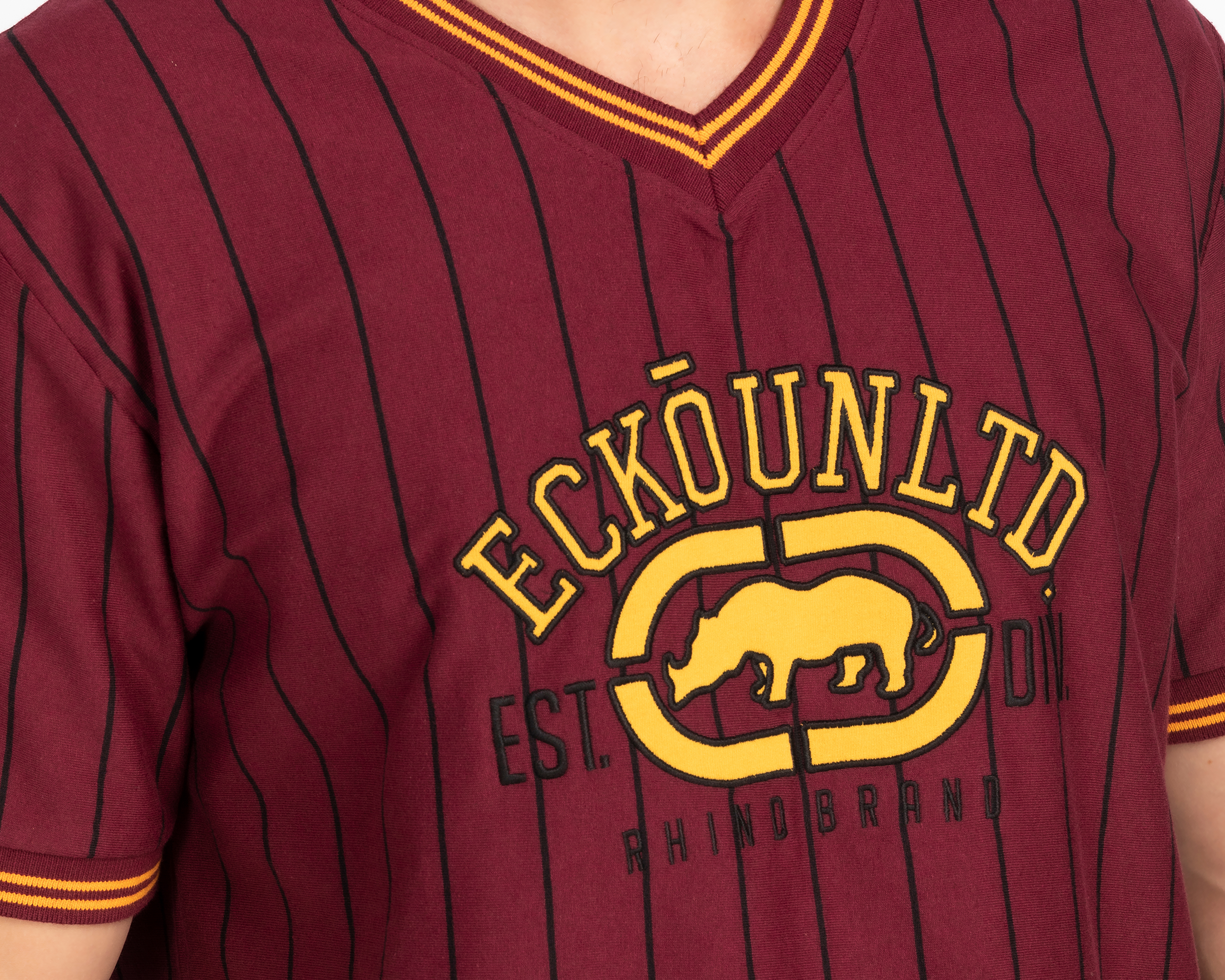 Foto 4 | Foto 4 | Playera Eckó Unltd. Cuello V