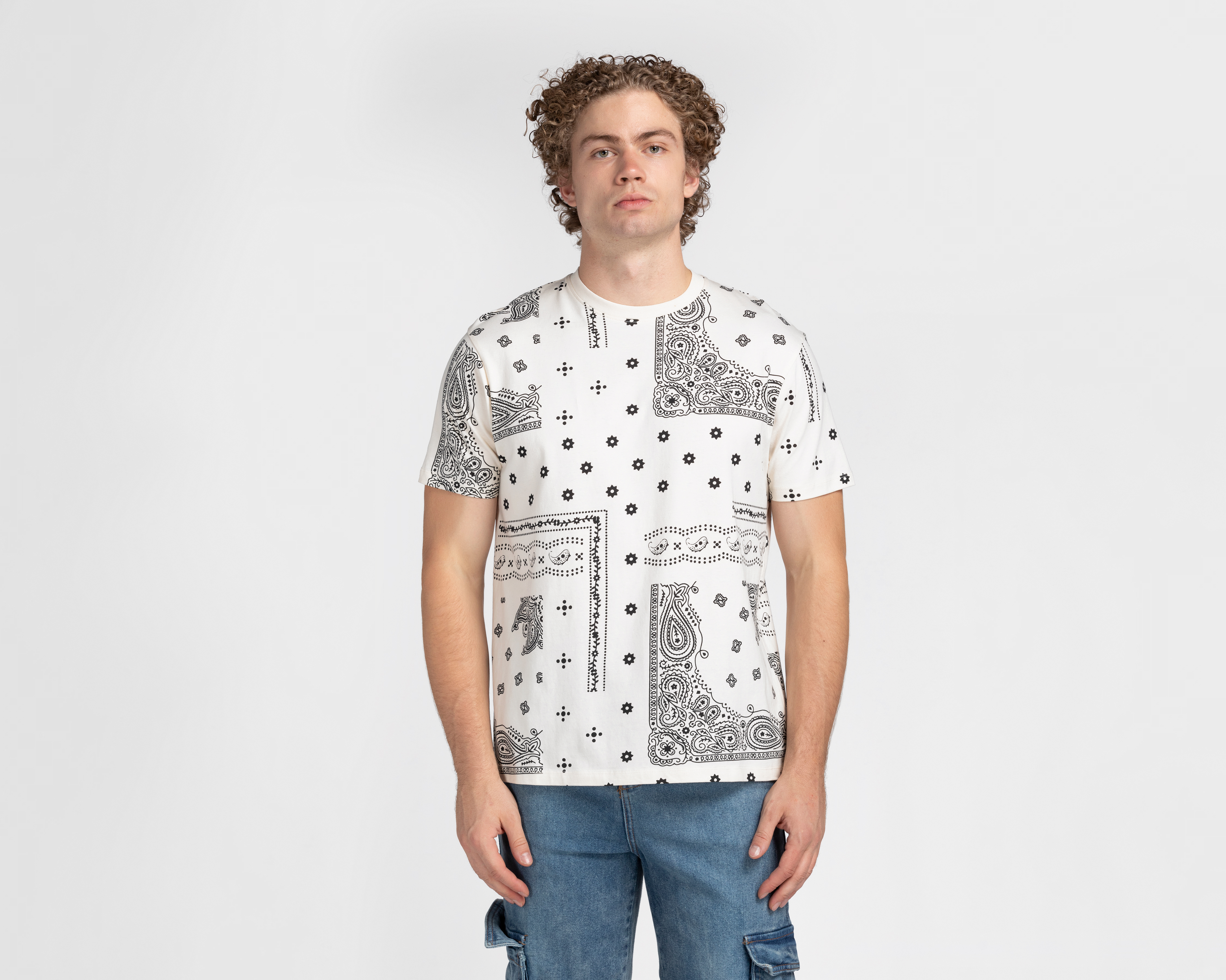 Foto 2 pulgar | Foto 1 | Playera Neo*City Cuello Redondo