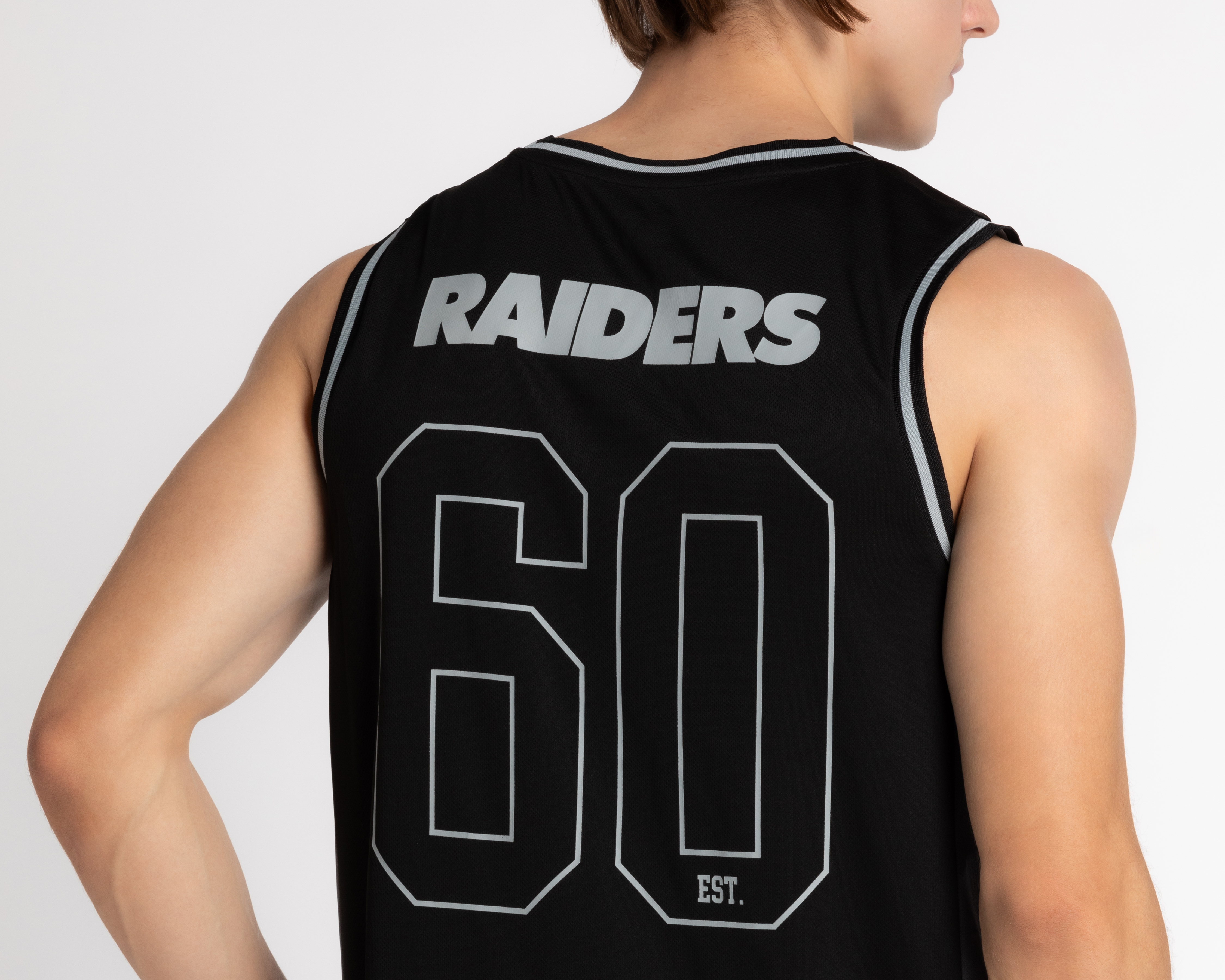 Foto 6 pulgar | Foto 5 | Playera Eckó Unltd. Las Vegas Raiders Cuello Redondo