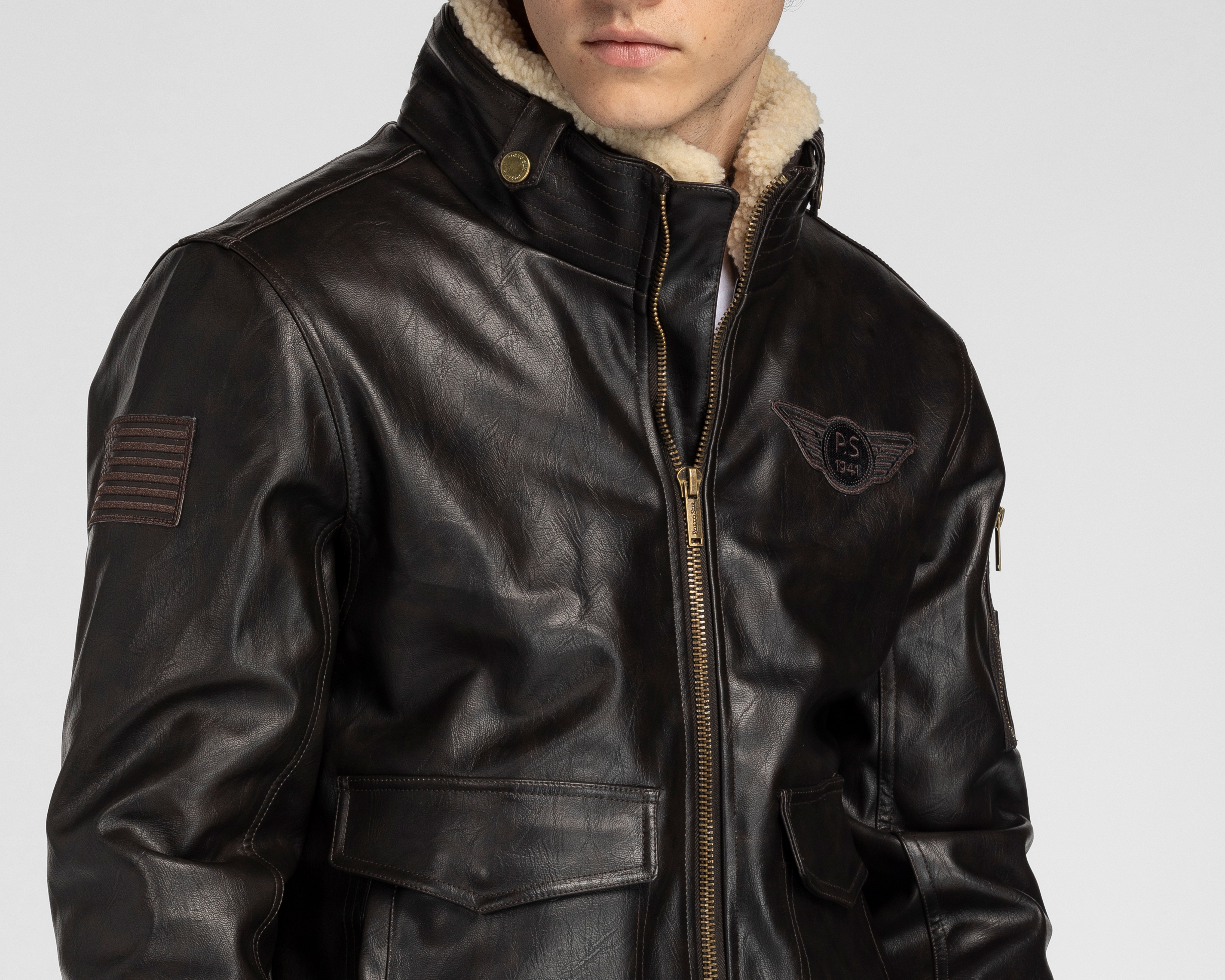 Foto 4 pulgar | Foto 3 | Chamarra Porto Sur Cuello Alto