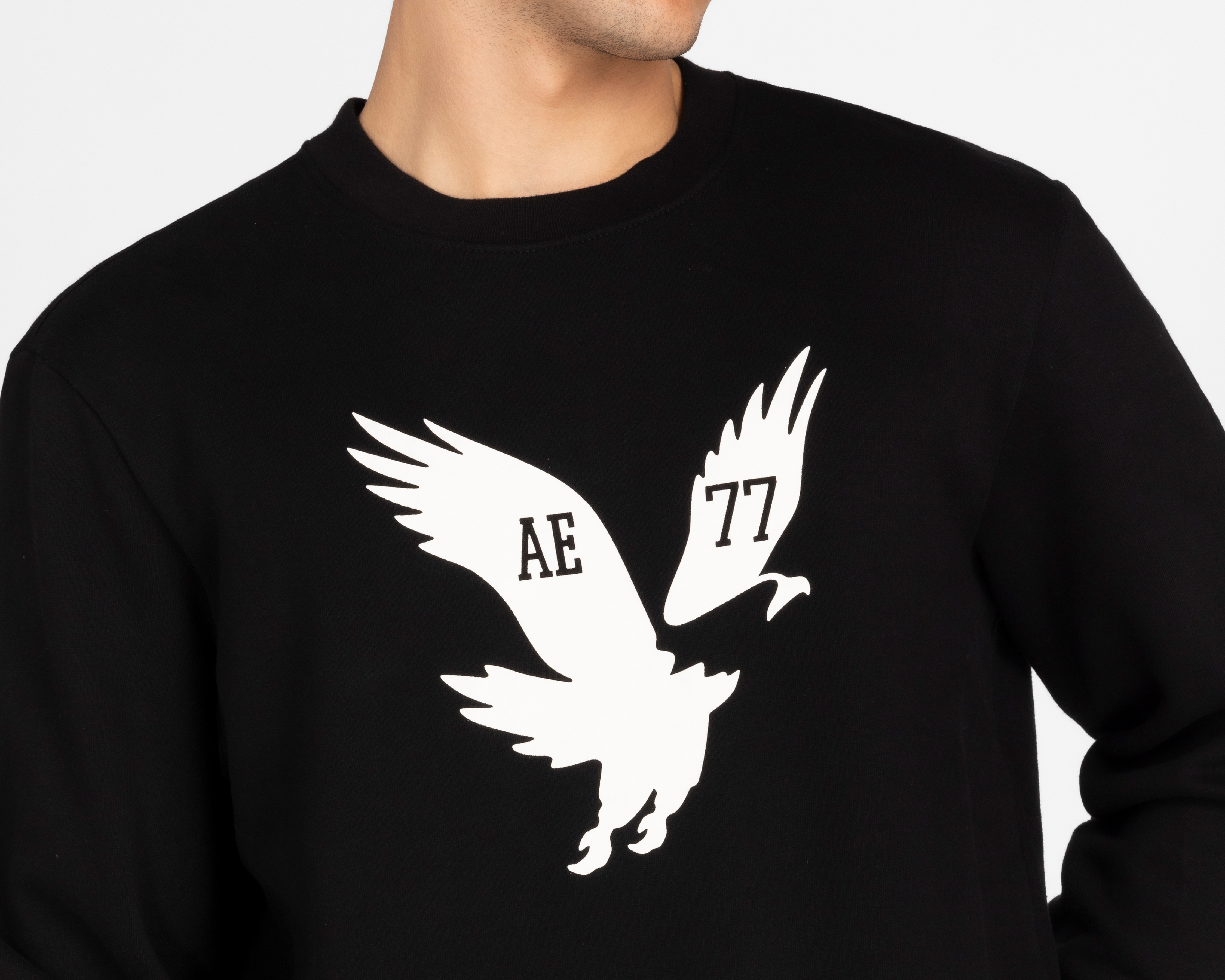 Foto 4 pulgar | Foto 3 | Sudadera American Eagle