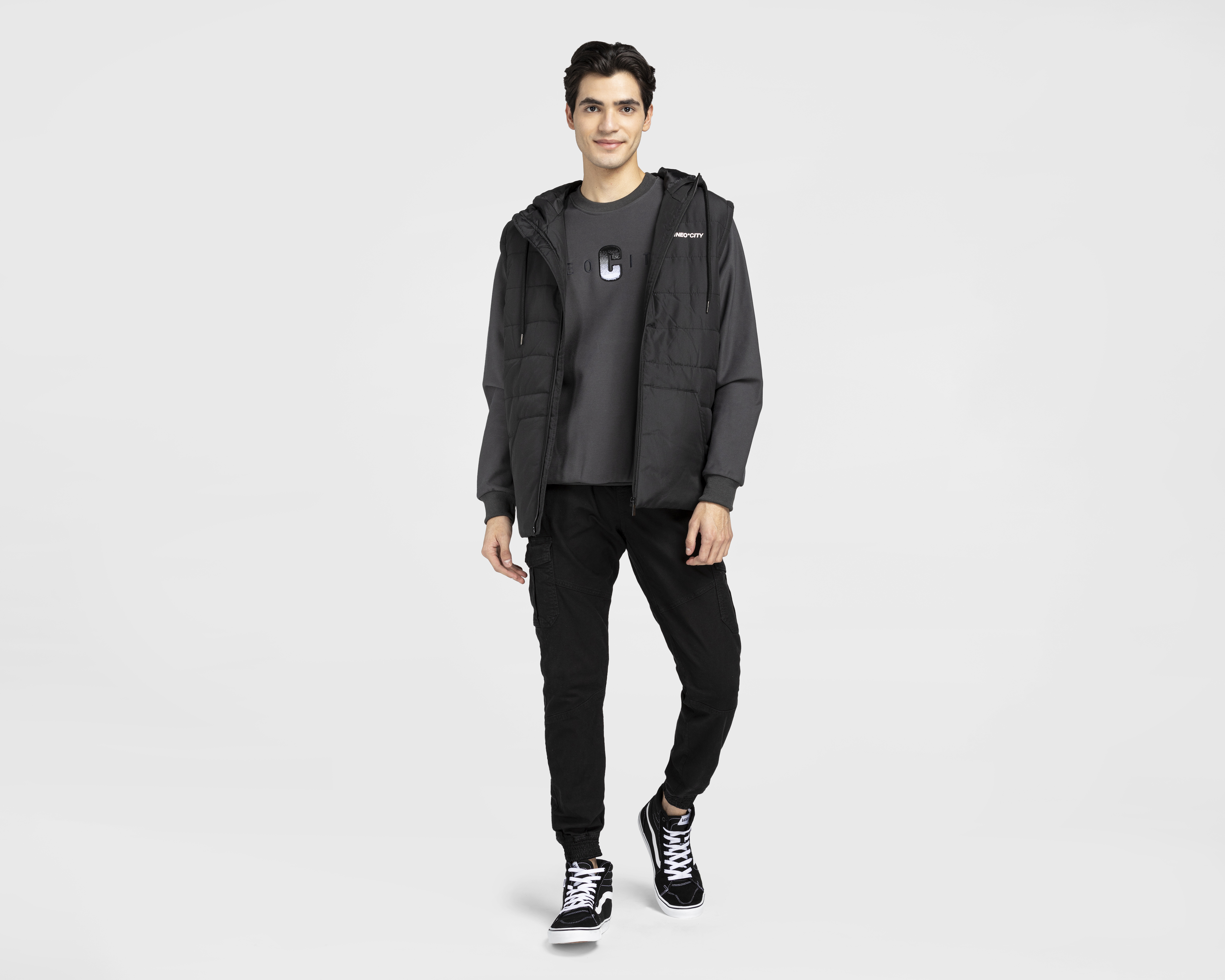 Foto 3 pulgar | Foto 2 | Sudadera Neo*City