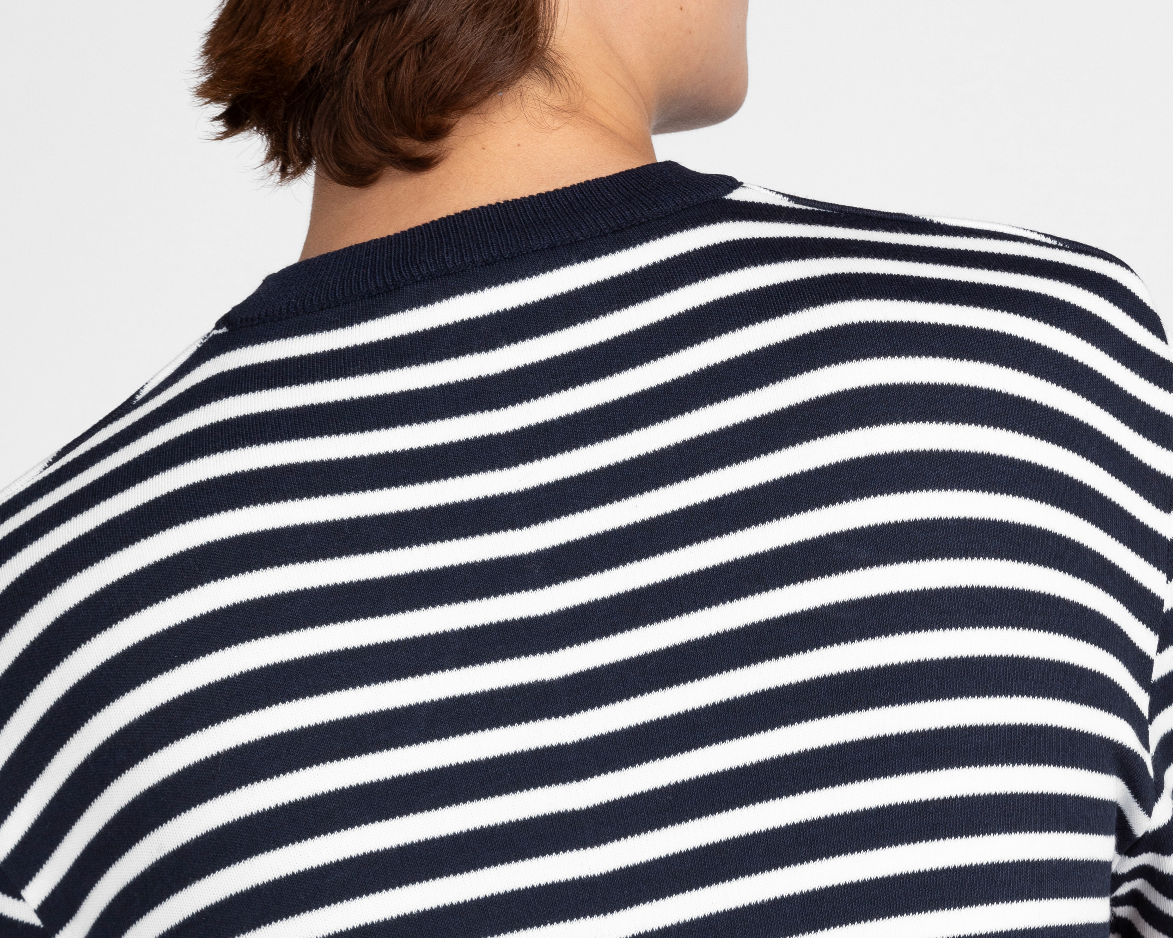 Foto 5 pulgar | Foto 4 | Suéter Refill Cuello Redondo