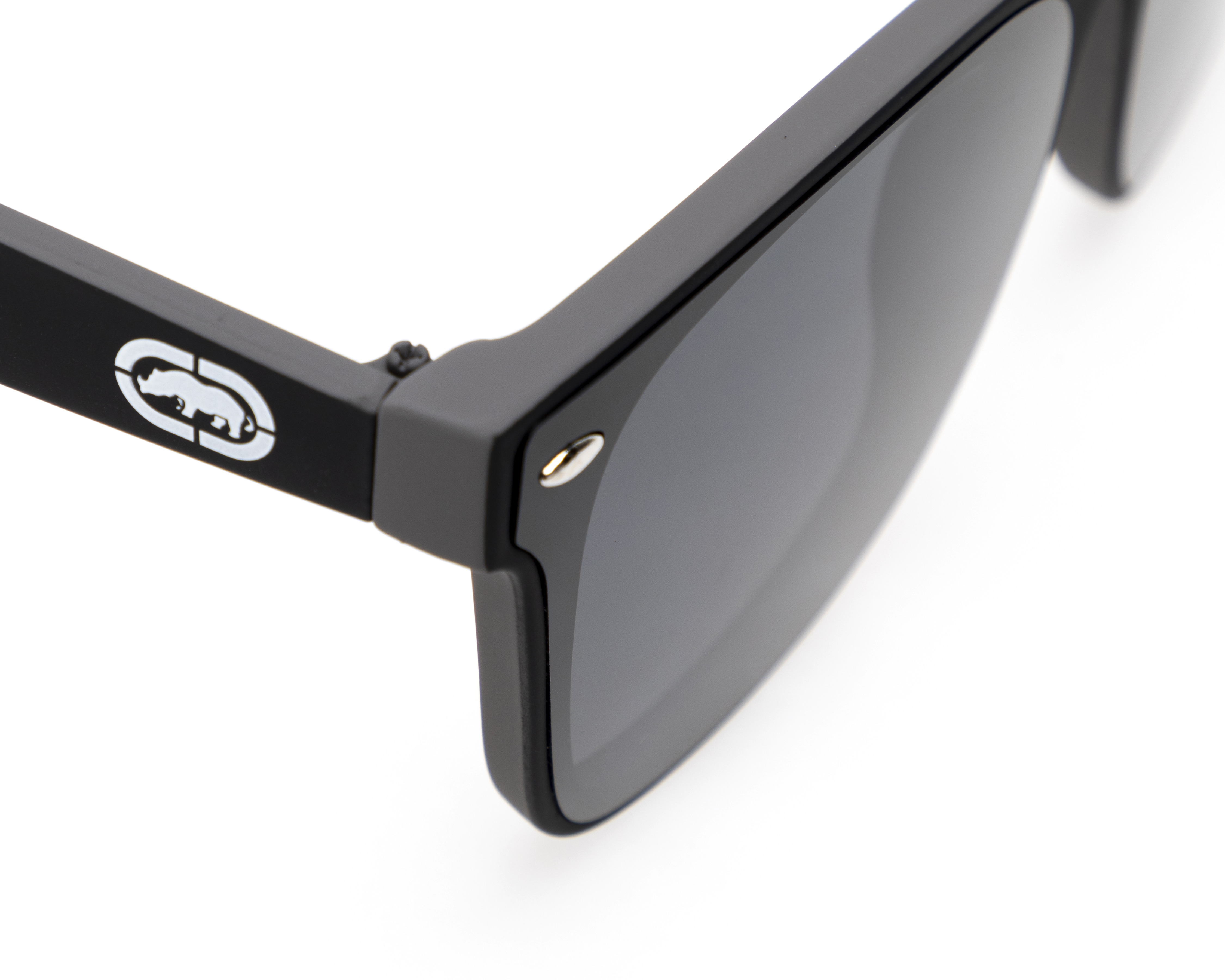 Foto 5 pulgar | Foto 4 | Lentes de Sol Eckó Unltd. Wayfarer Negros