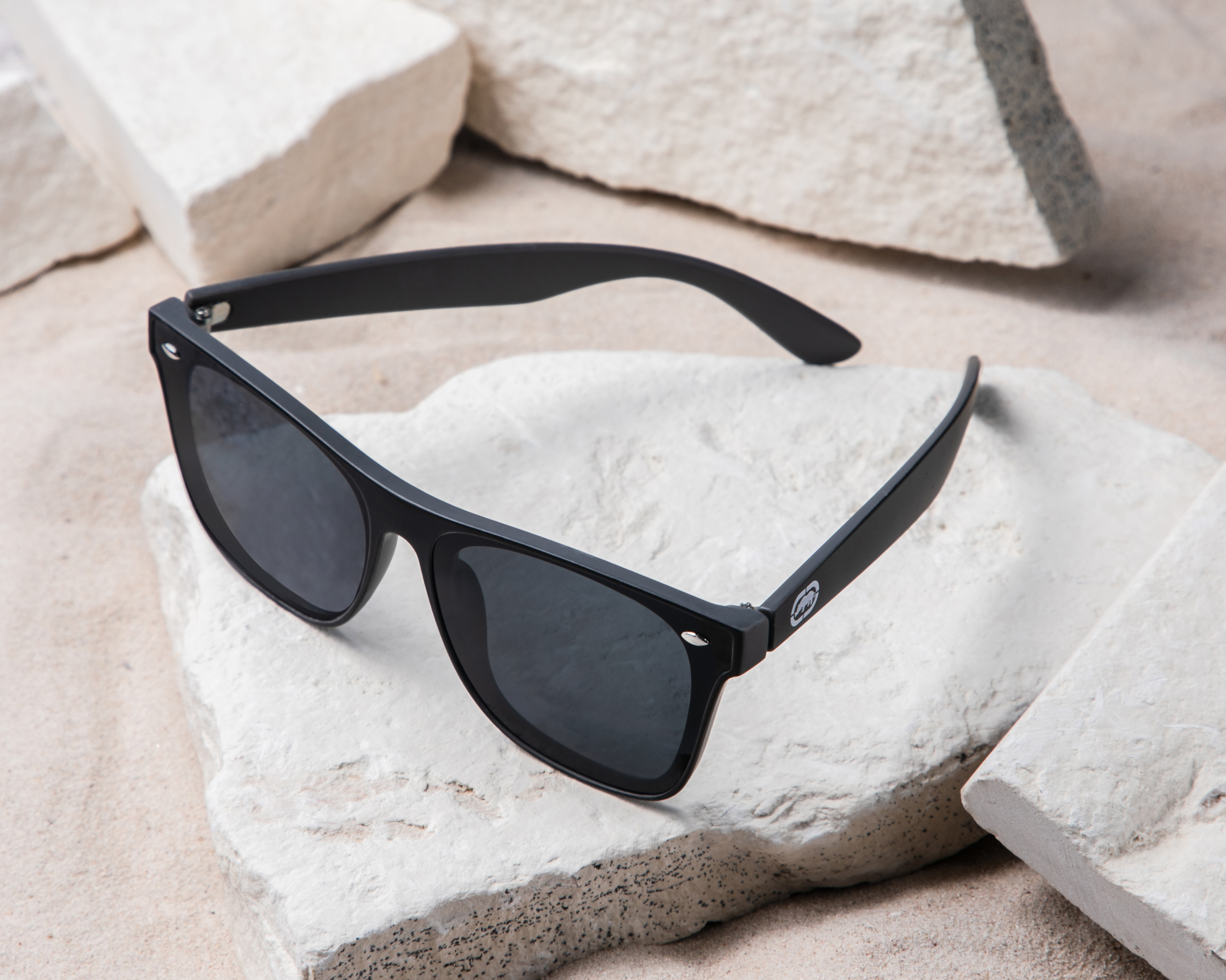 Foto 5 | Foto 5 | Lentes de Sol Eckó Unltd. Wayfarer Negros