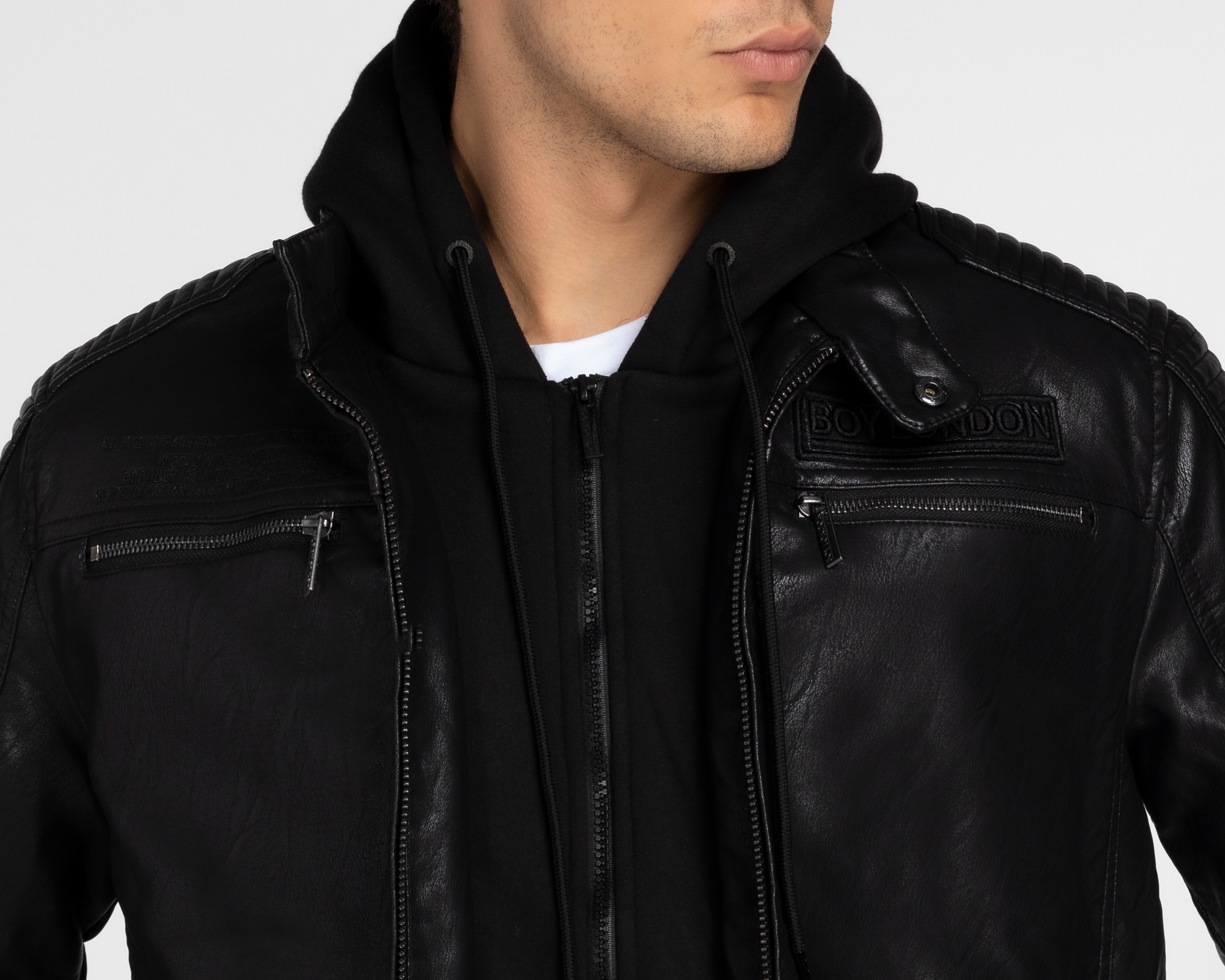 Foto 4 pulgar | Foto 3 | Chamarra Boy London con Capucha