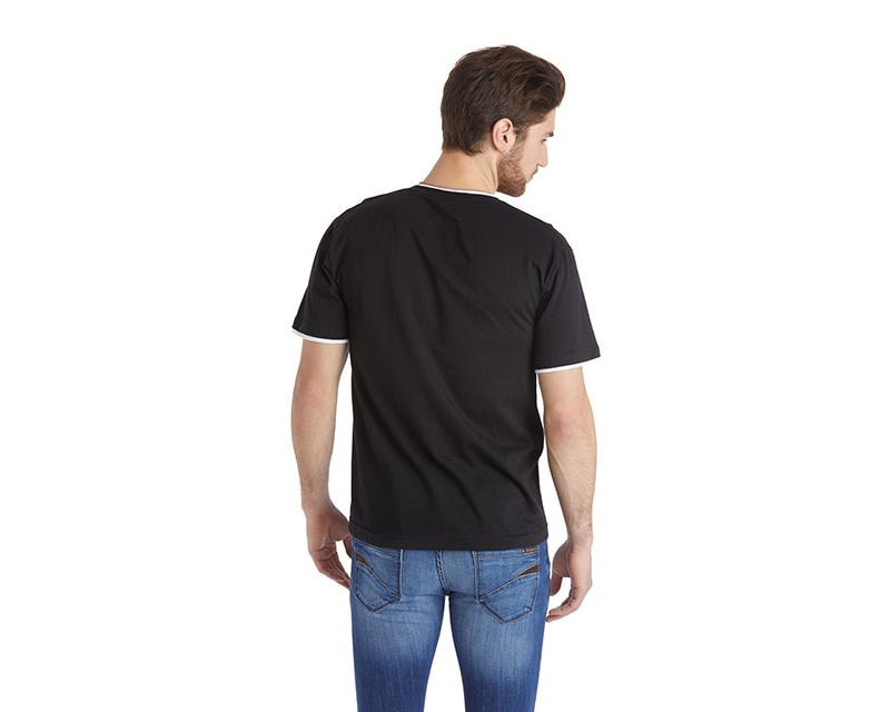 Foto 3 pulgar | Foto 2 | Playera de Cuello V Negro Refill para Hombre
