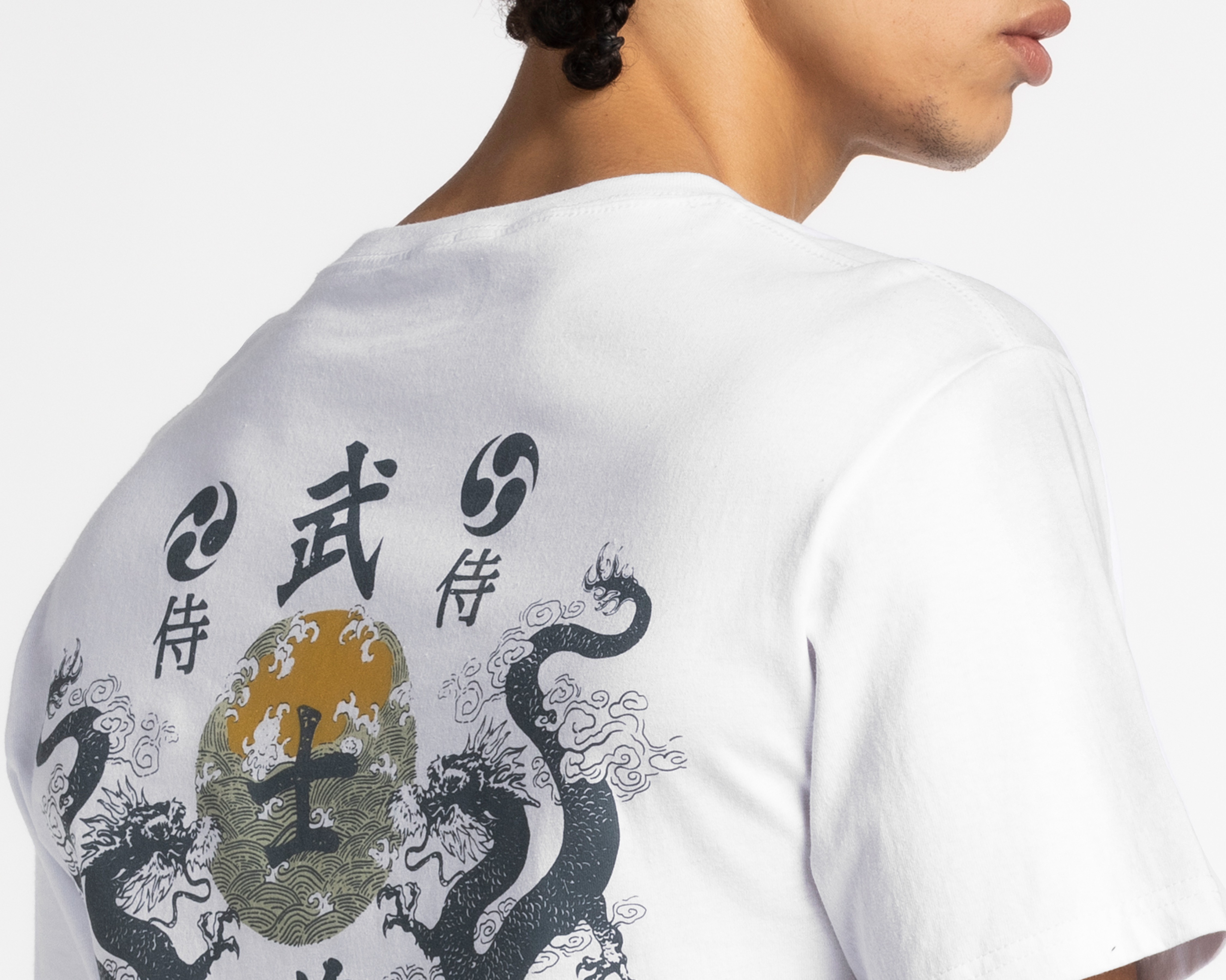 Foto 6 pulgar | Foto 5 | Playera Neo*City Cuello Redondo