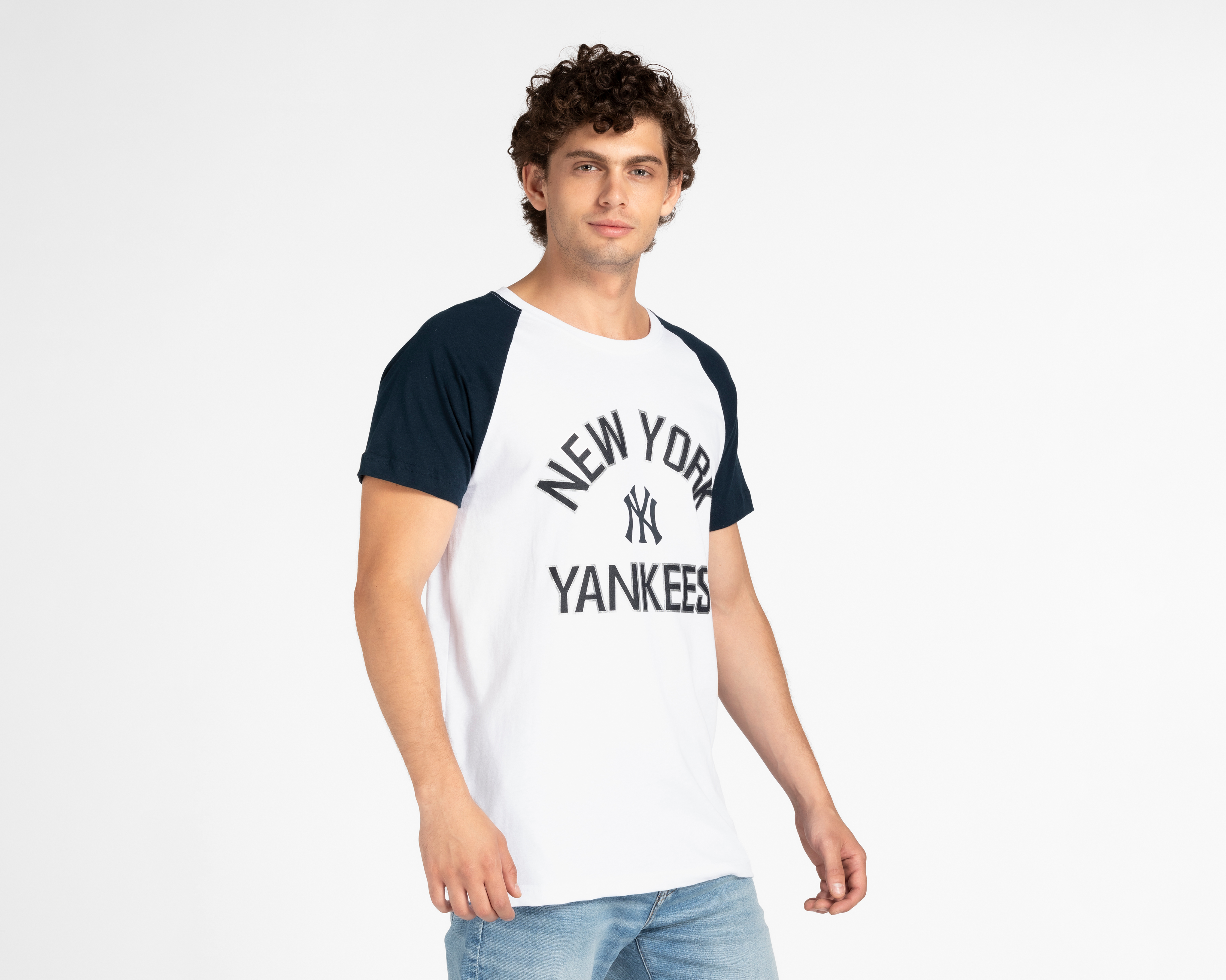 Foto 2 pulgar | Foto 1 | Playera MLB NY Yankees Cuello Redondo