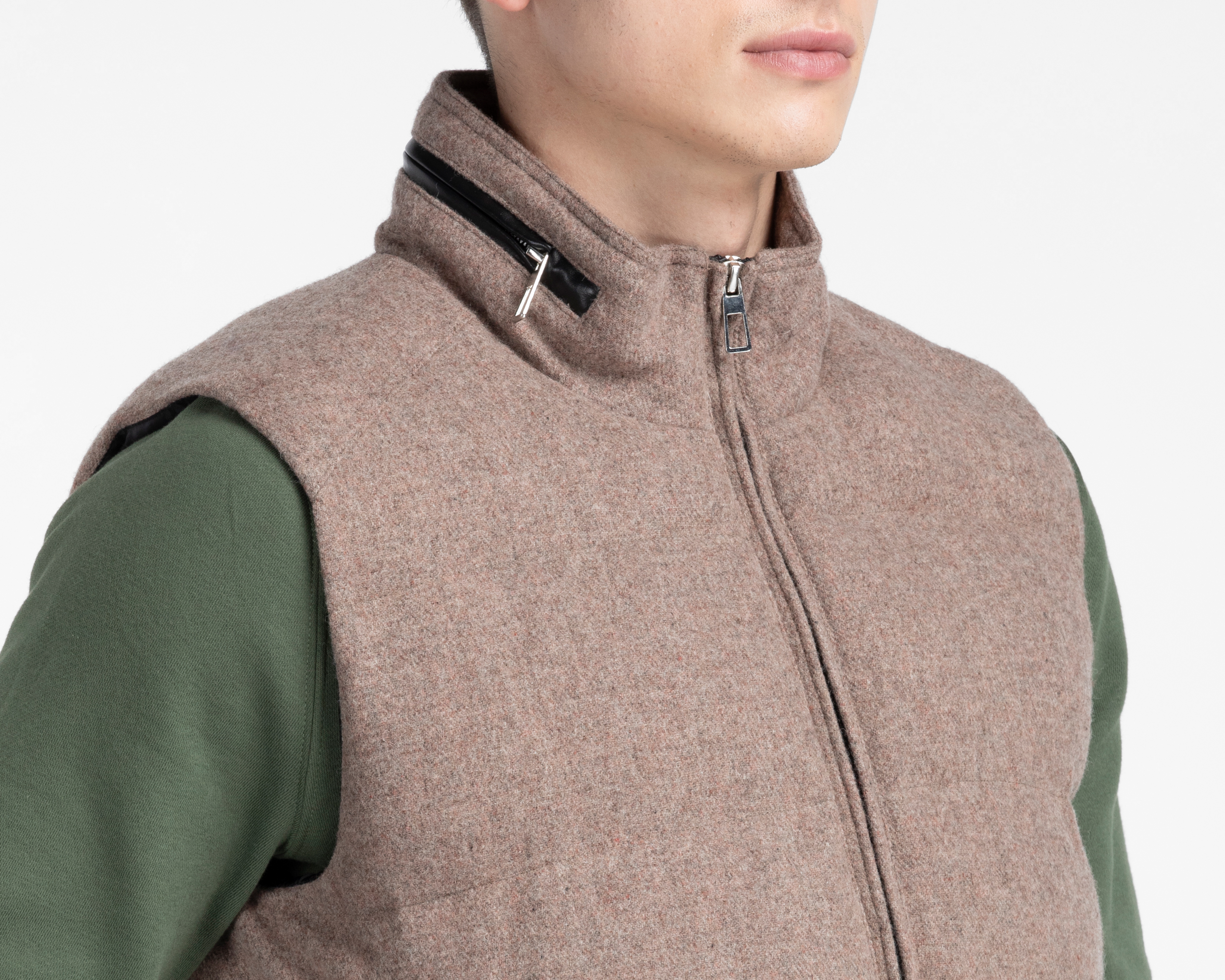 Foto 5 pulgar | Foto 4 | Chaleco Porto Sur con Capucha