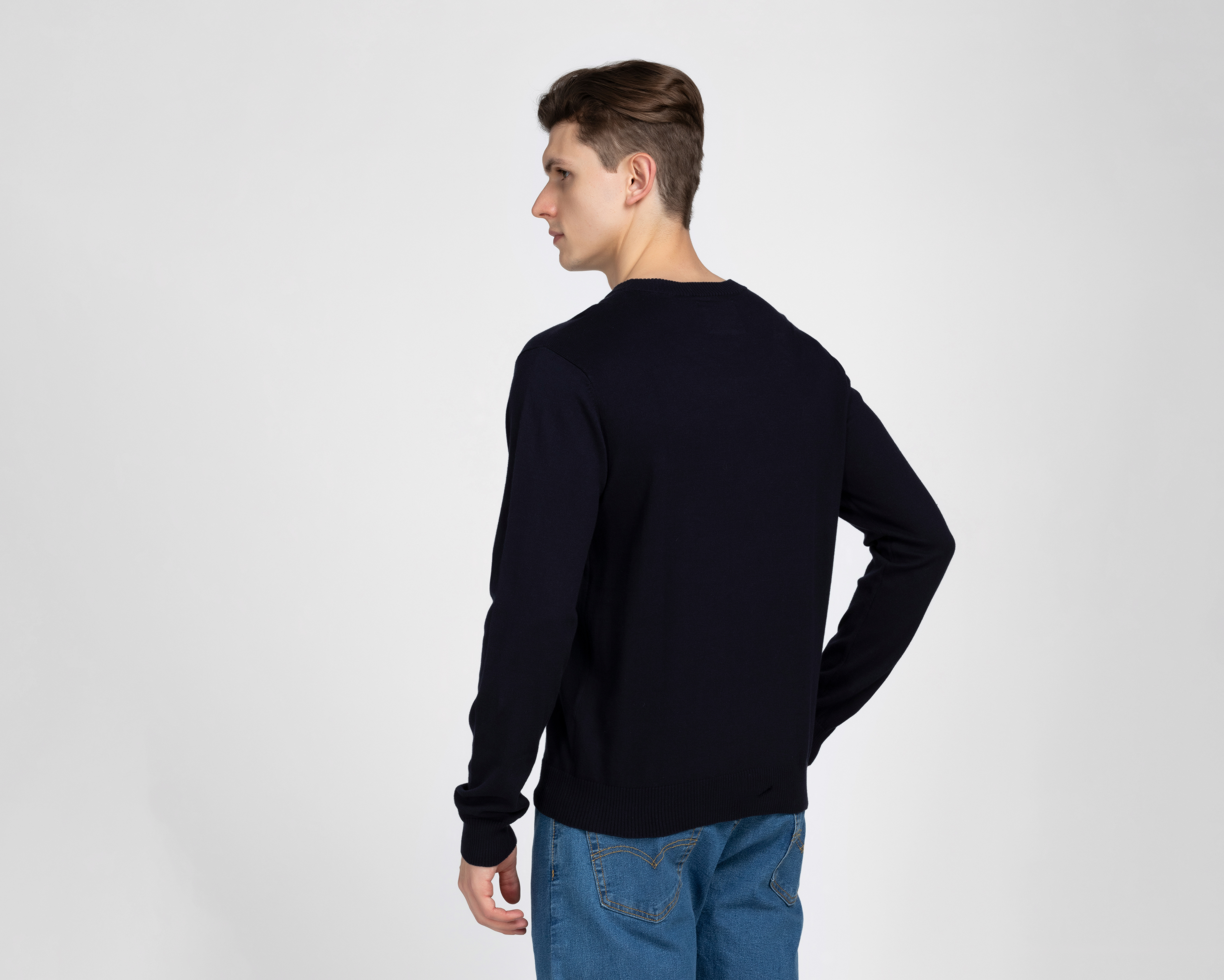 Foto 4 pulgar | Foto 3 | Suéter Refill Cuello Redondo