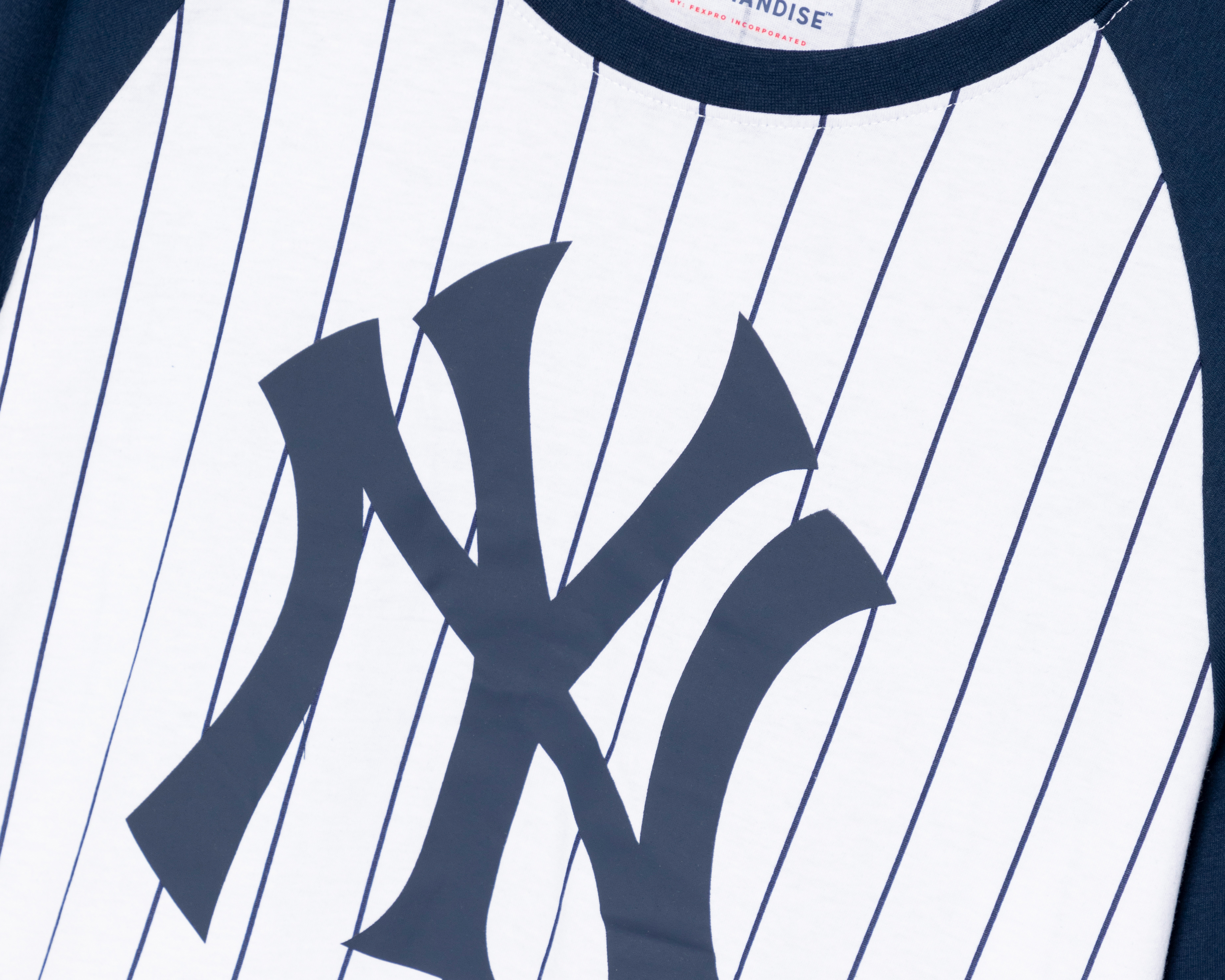 Foto 4 pulgar | Foto 3 | Playera MLB New York Yankees Cuello Redondo