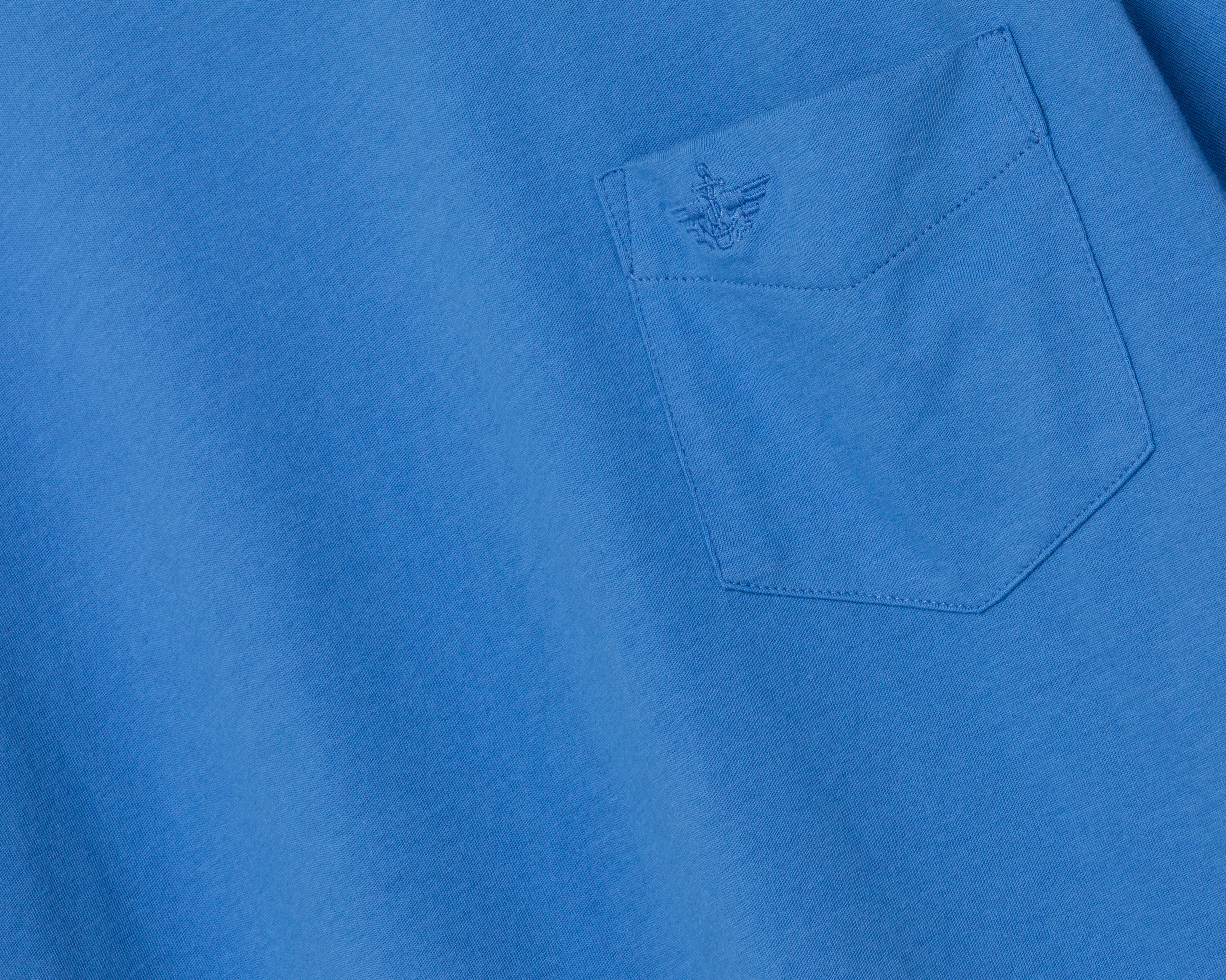 Foto 4 pulgar | Foto 3 | Playera Docker Cuello Redondo