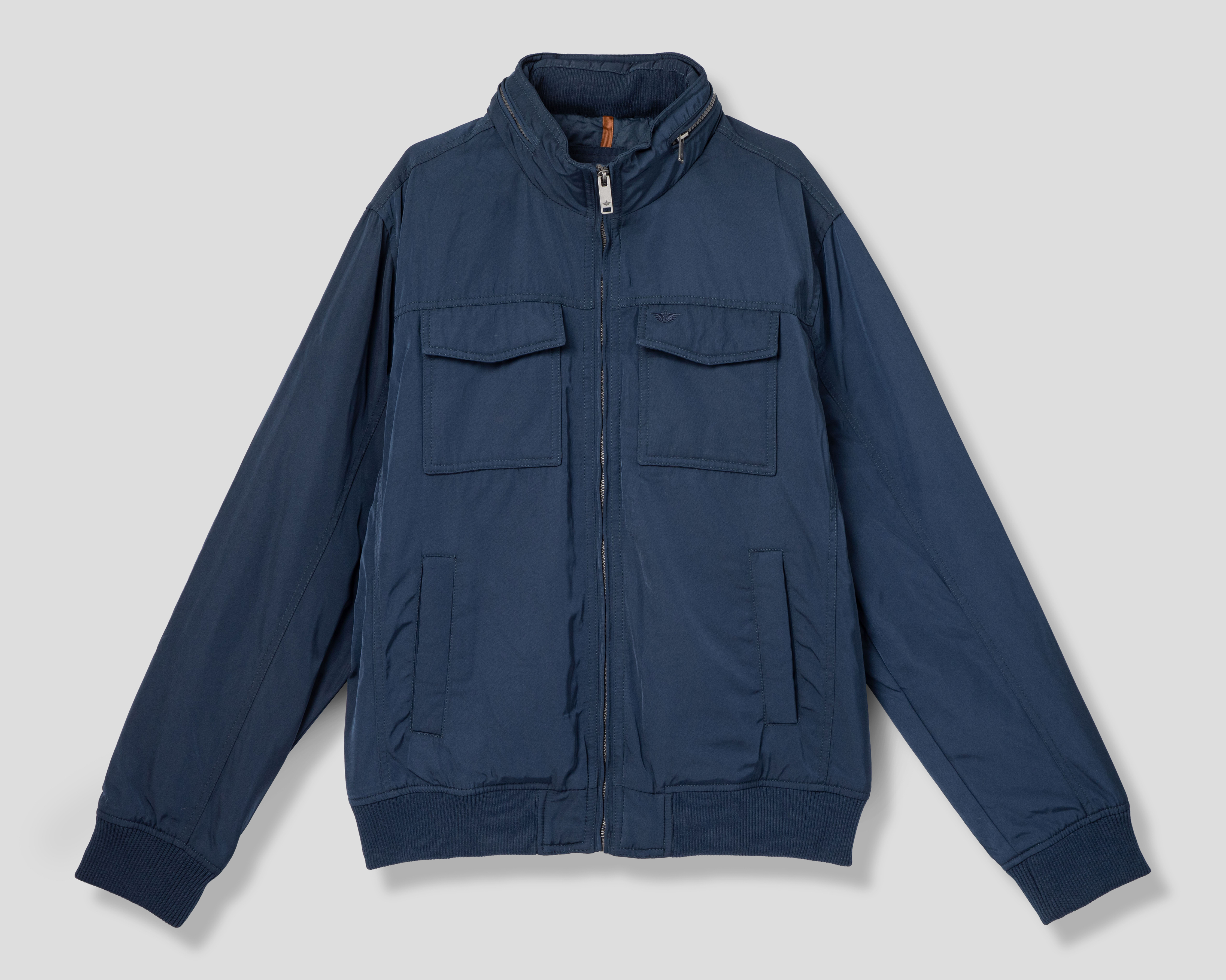 Foto 2 pulgar | Foto 1 | Chamarra Dockers con Capucha