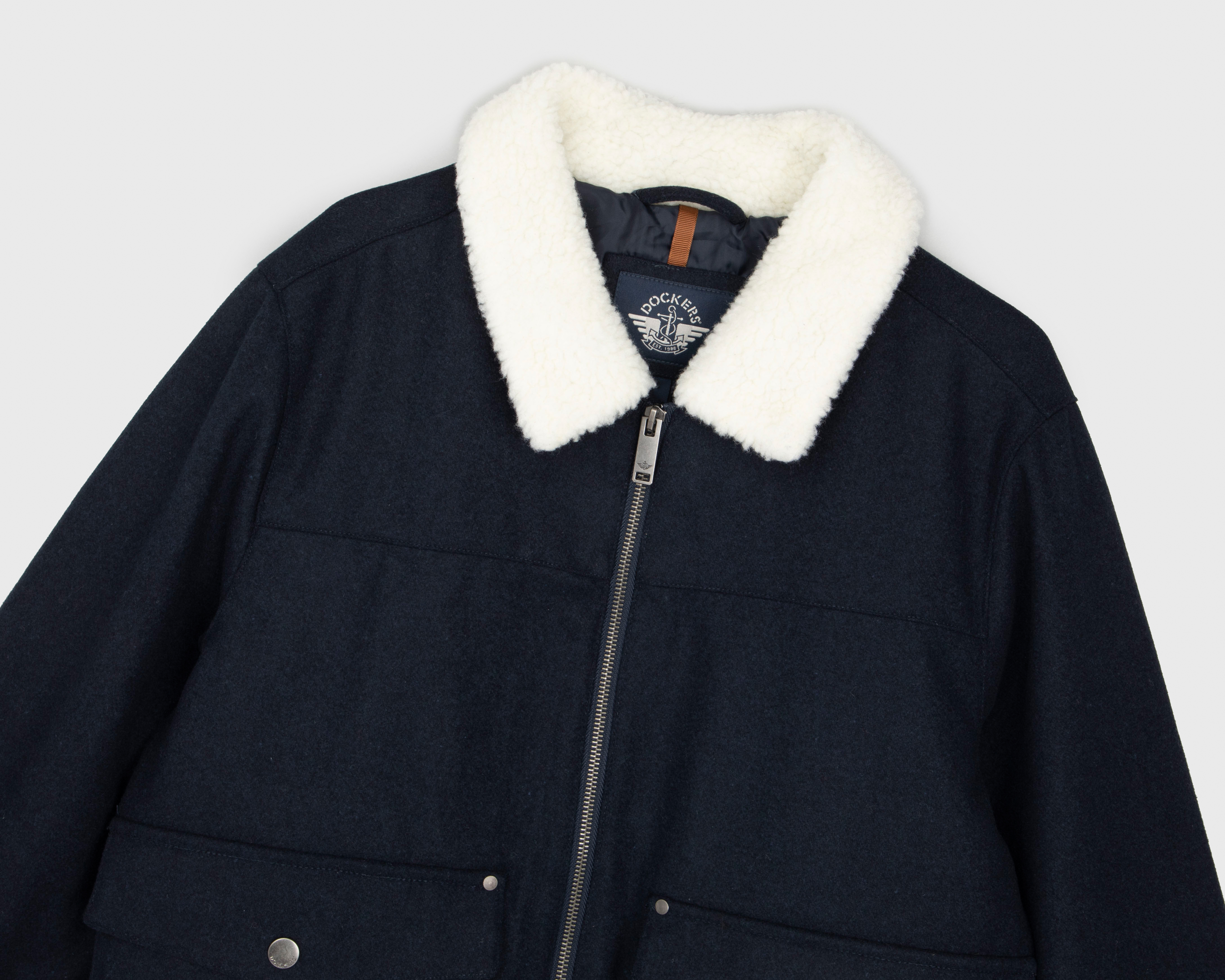 Foto 4 pulgar | Foto 3 | Chamarra Dockers