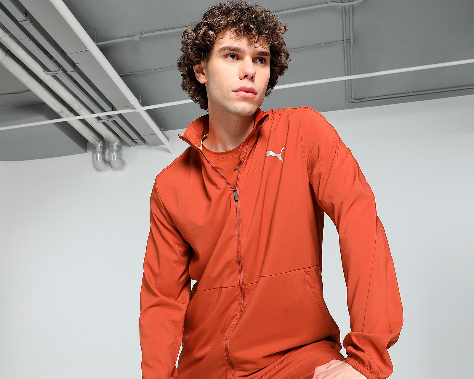 Foto 4 pulgar | Foto 3 | Chamarra Puma DryCELL Run Favorite de Correr para Hombre