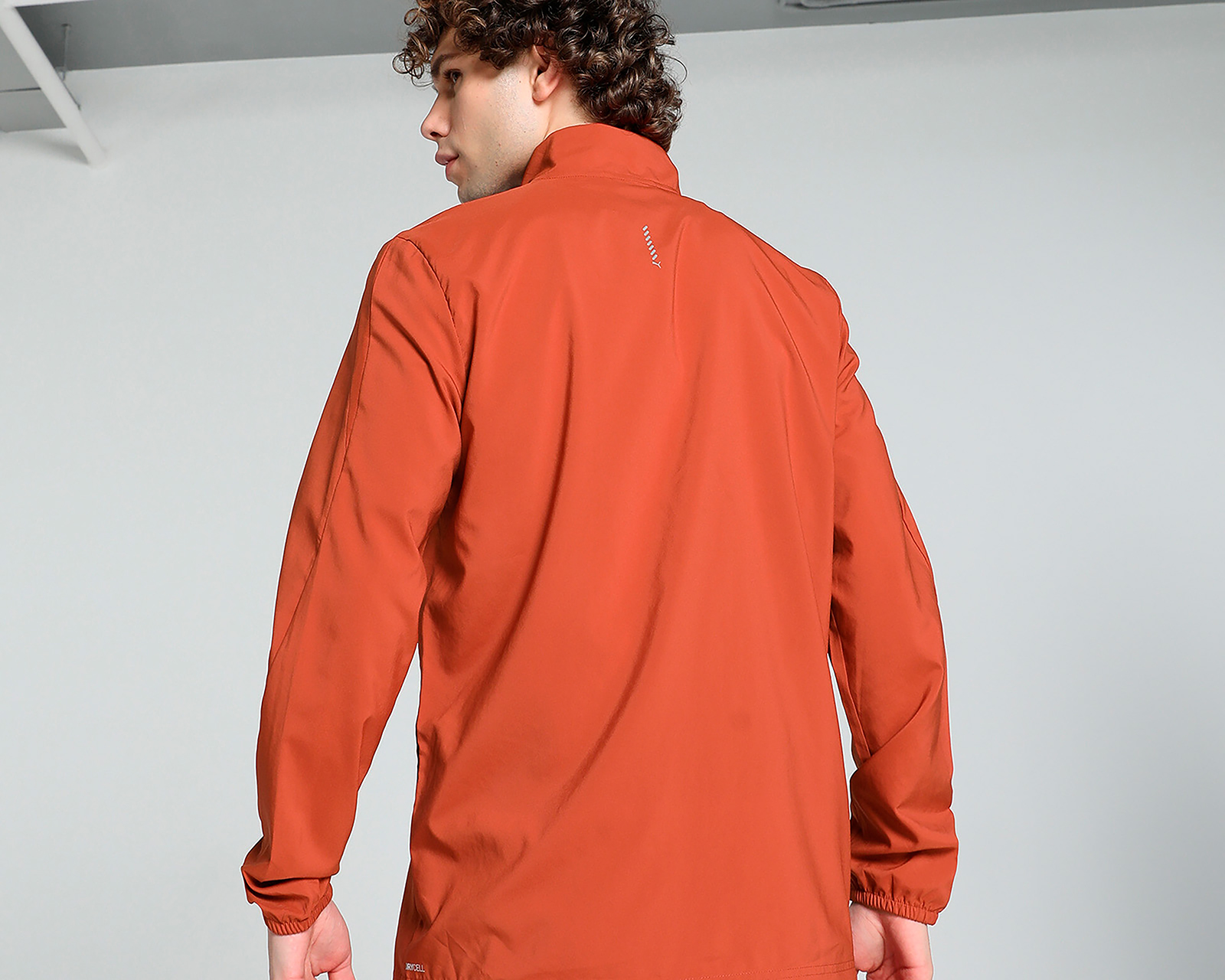 Foto 5 pulgar | Foto 4 | Chamarra Puma DryCELL Run Favorite de Correr para Hombre